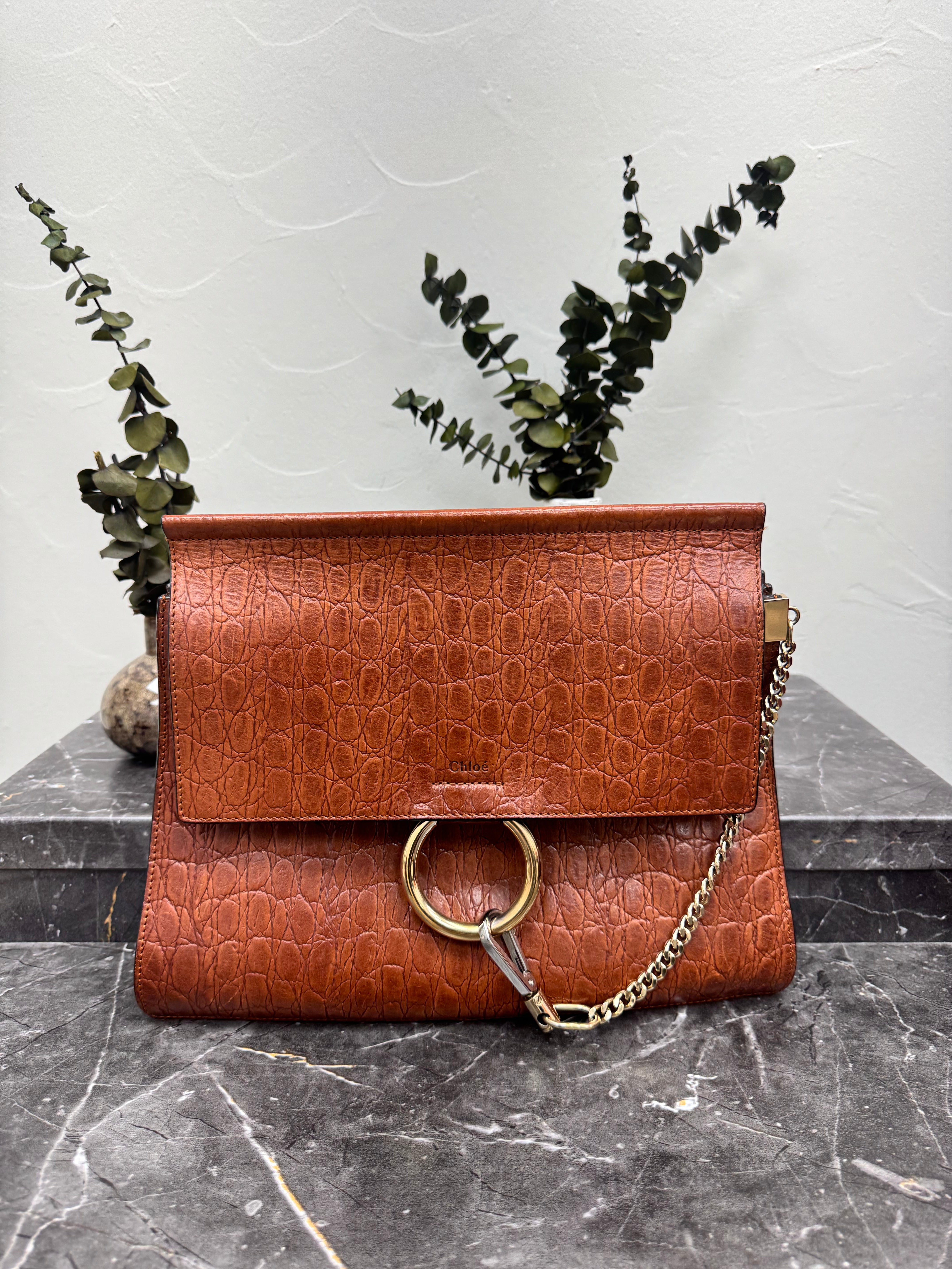 *DONS DROP* Chloe Brown Croc-Embossed Faye Medium Shoulder Bag