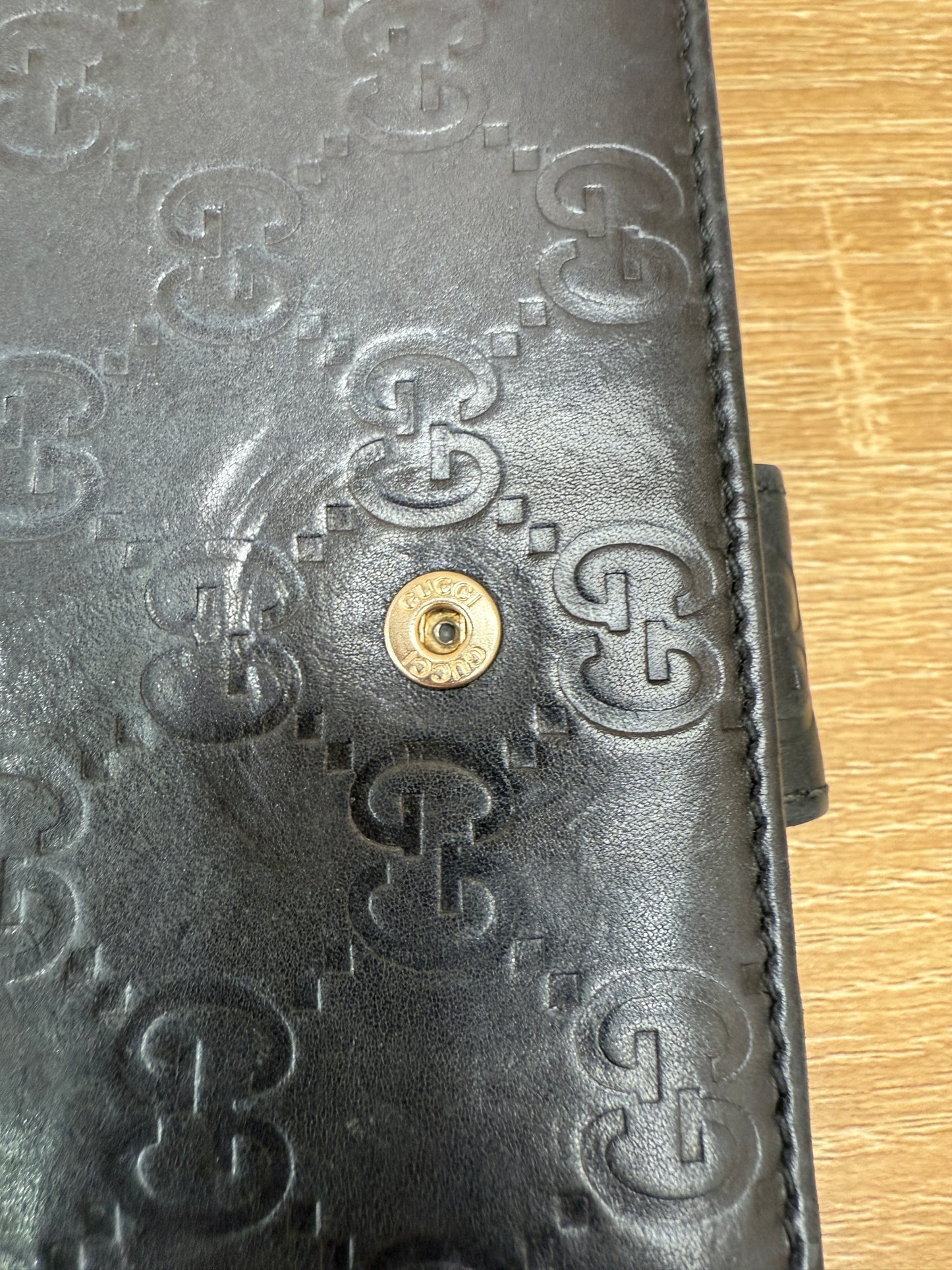 Gucci Black Leather Guccissima Bar Long Wallet