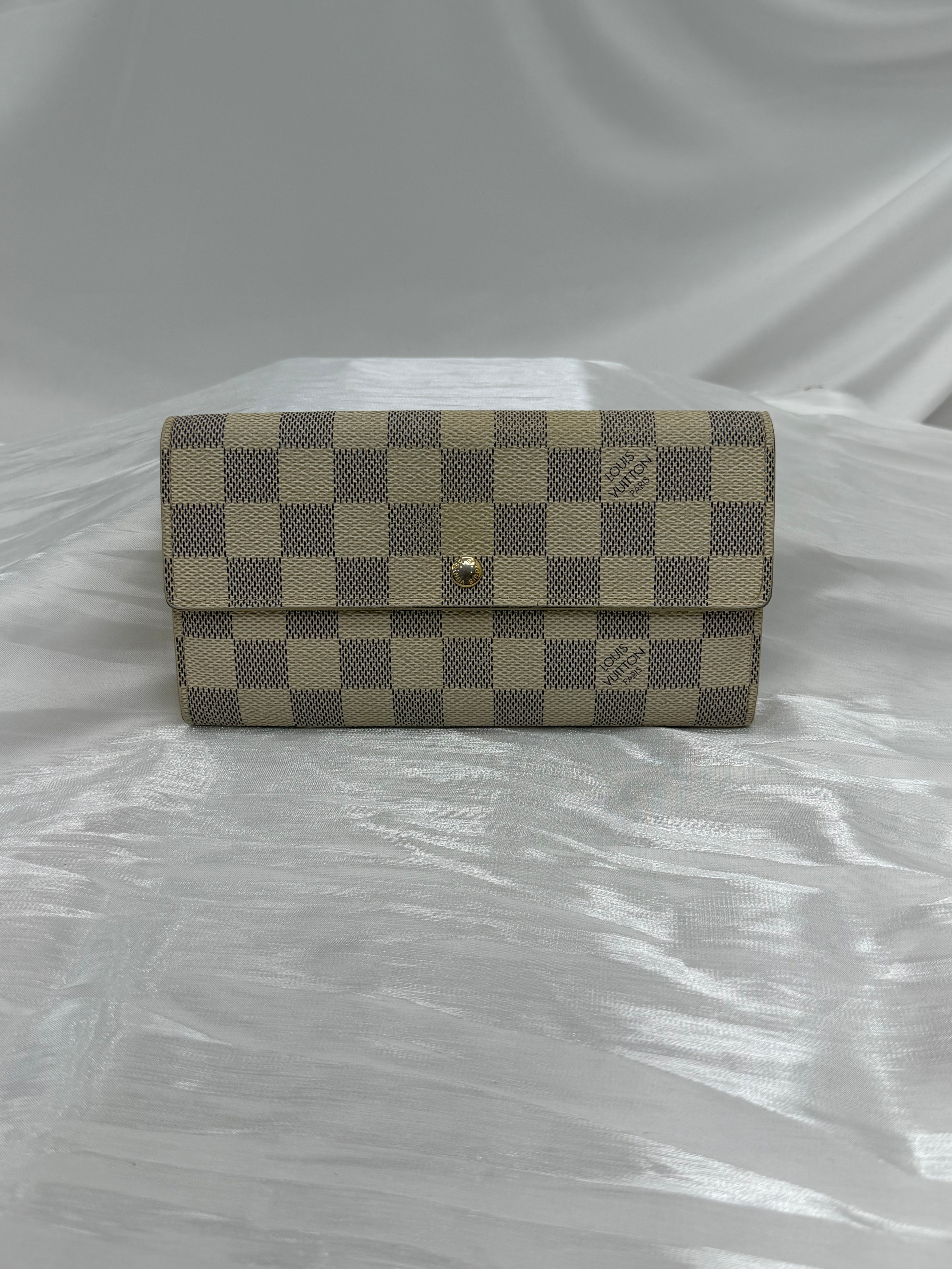 Louis Vuitton Damier Azur Sarah Wallet