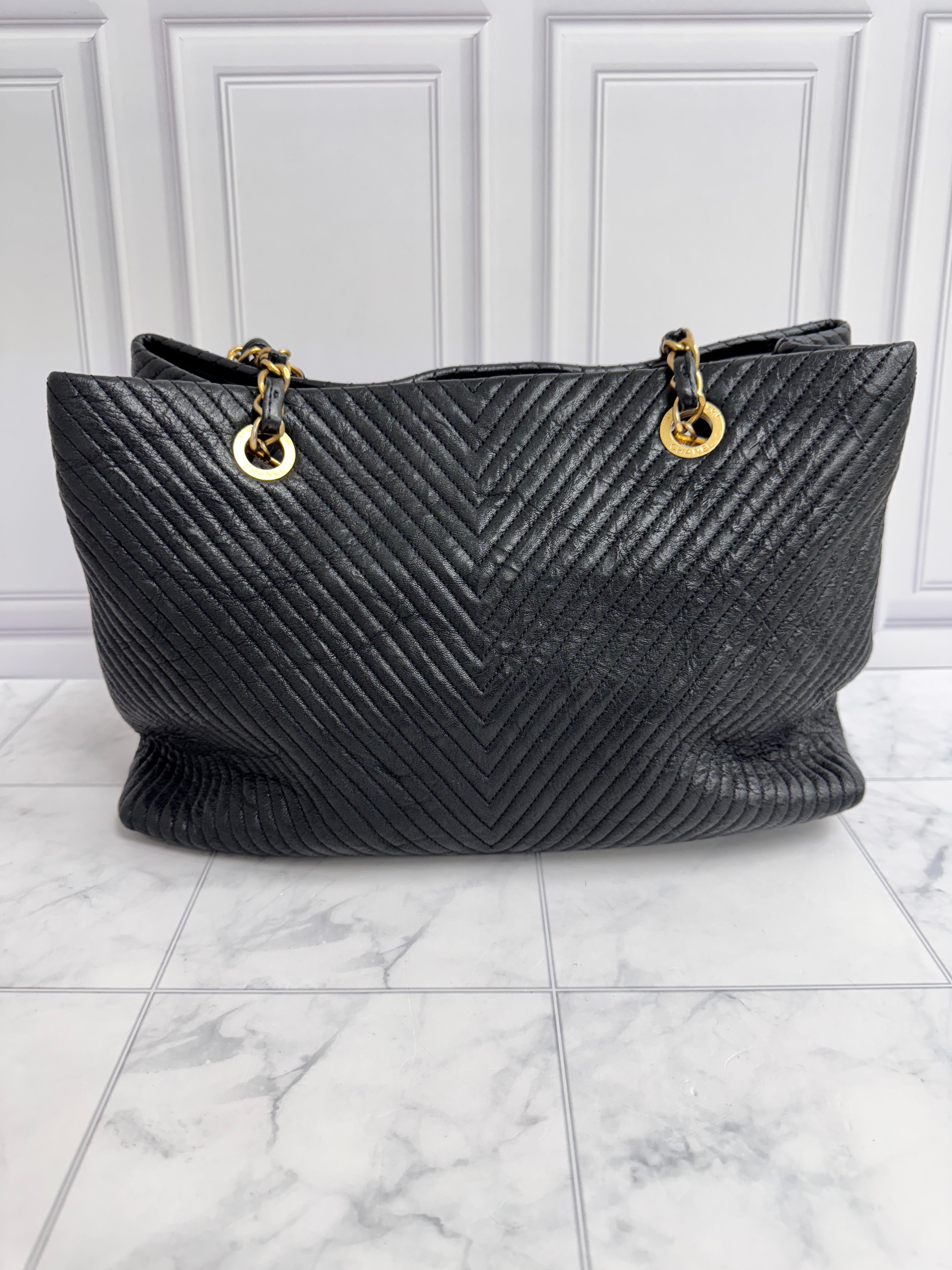 Chanel Black Chevron Quilted Leather Surpique Tote Bag