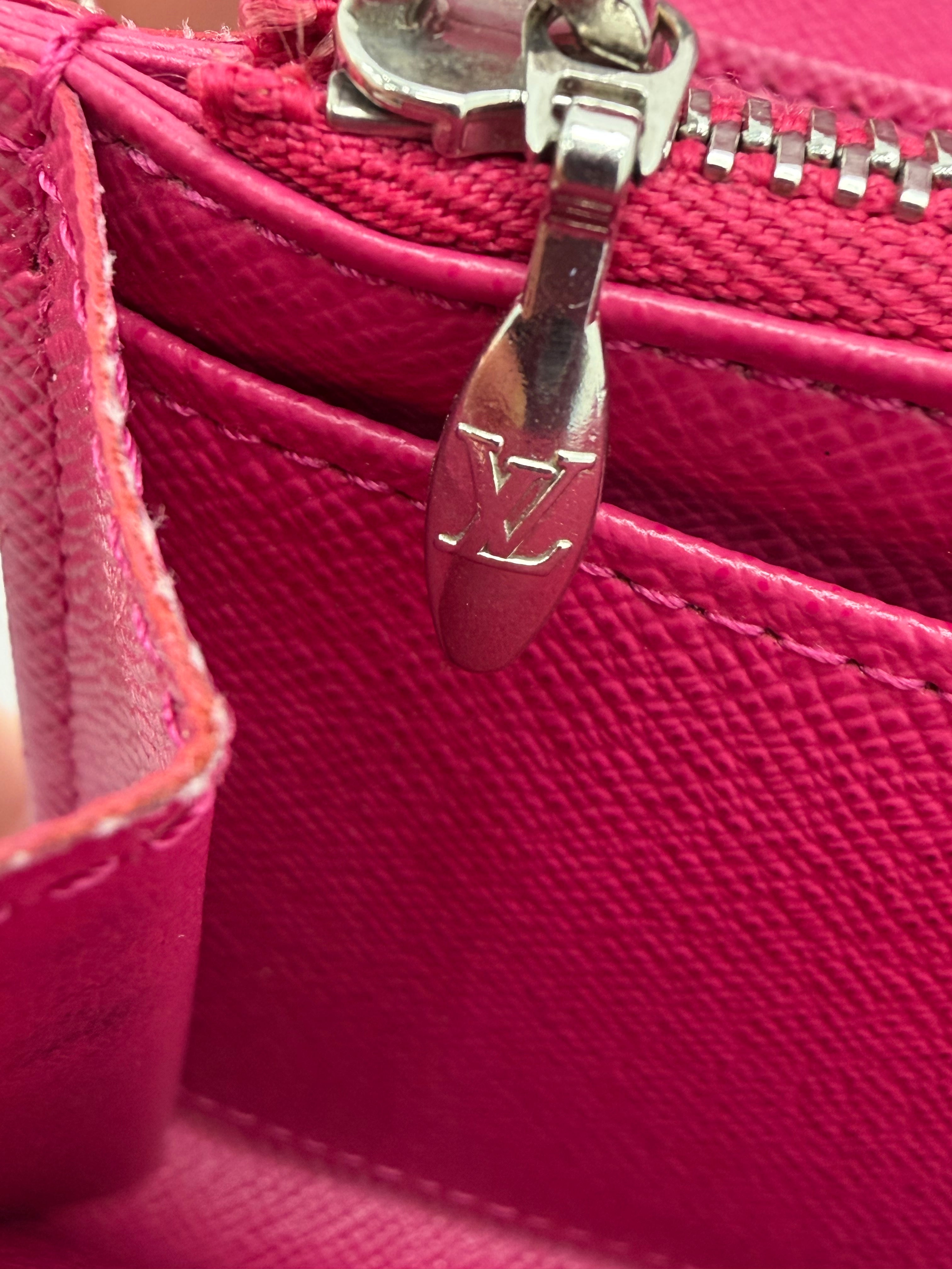 Louis Vuitton Pink Epi Twist Sarah Wallet