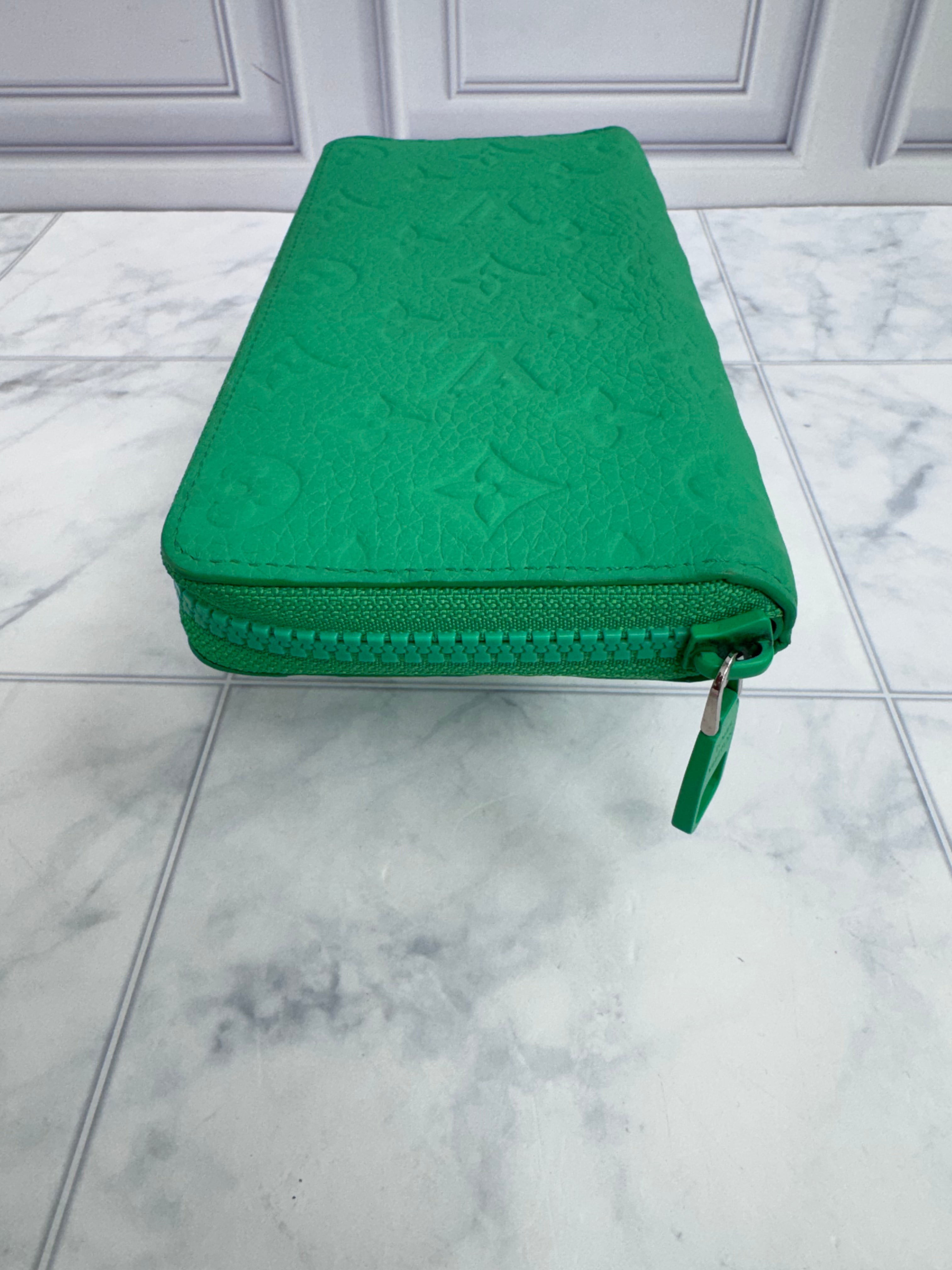 LIKE NEW - Louis Vuitton Green Embossed Monogram Zippy Wallet