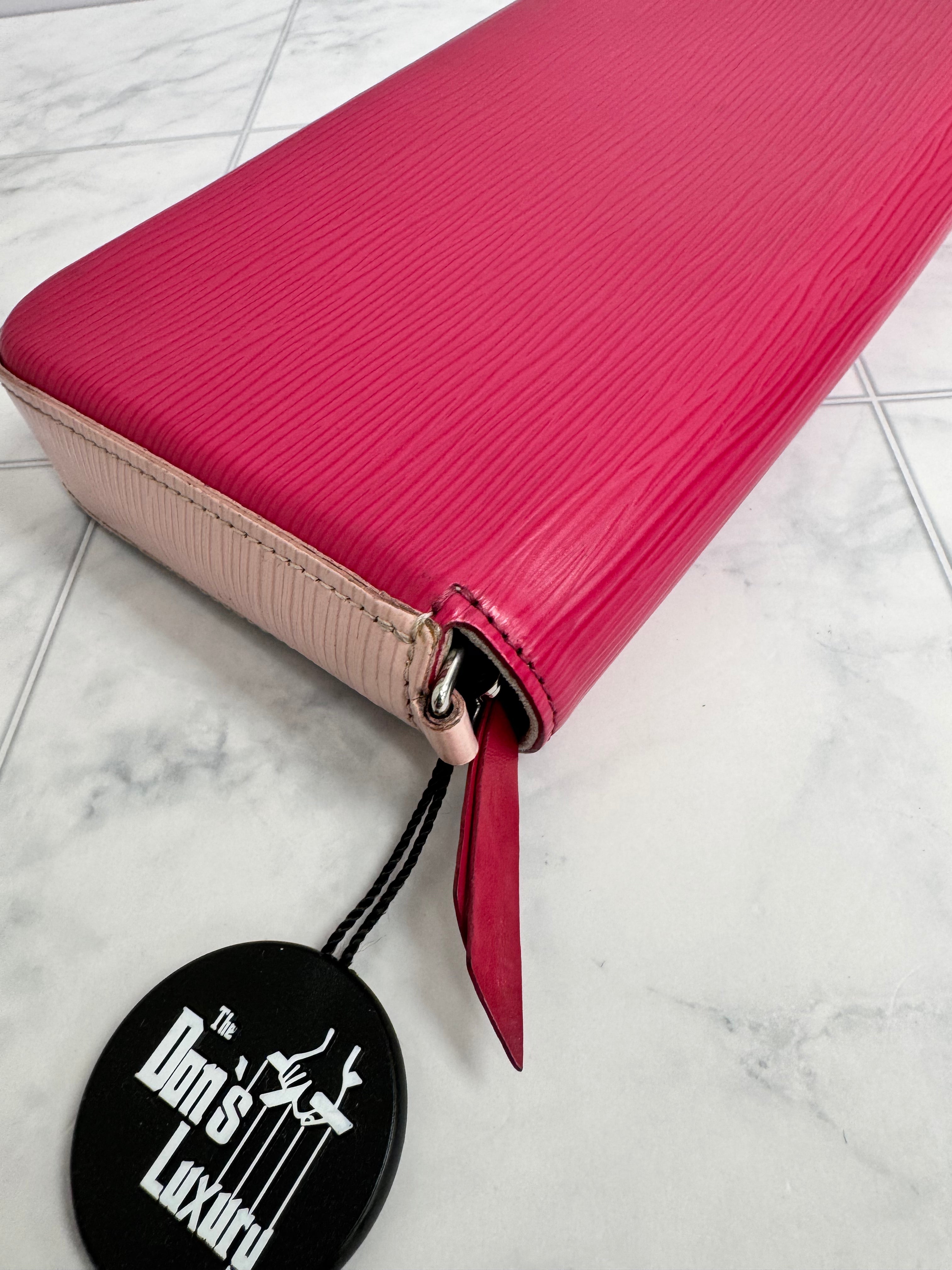 *DONS DROP* Louis Vuitton Pink & Blue Epi Leather Pochette Felicie Chain Crossbody Bag