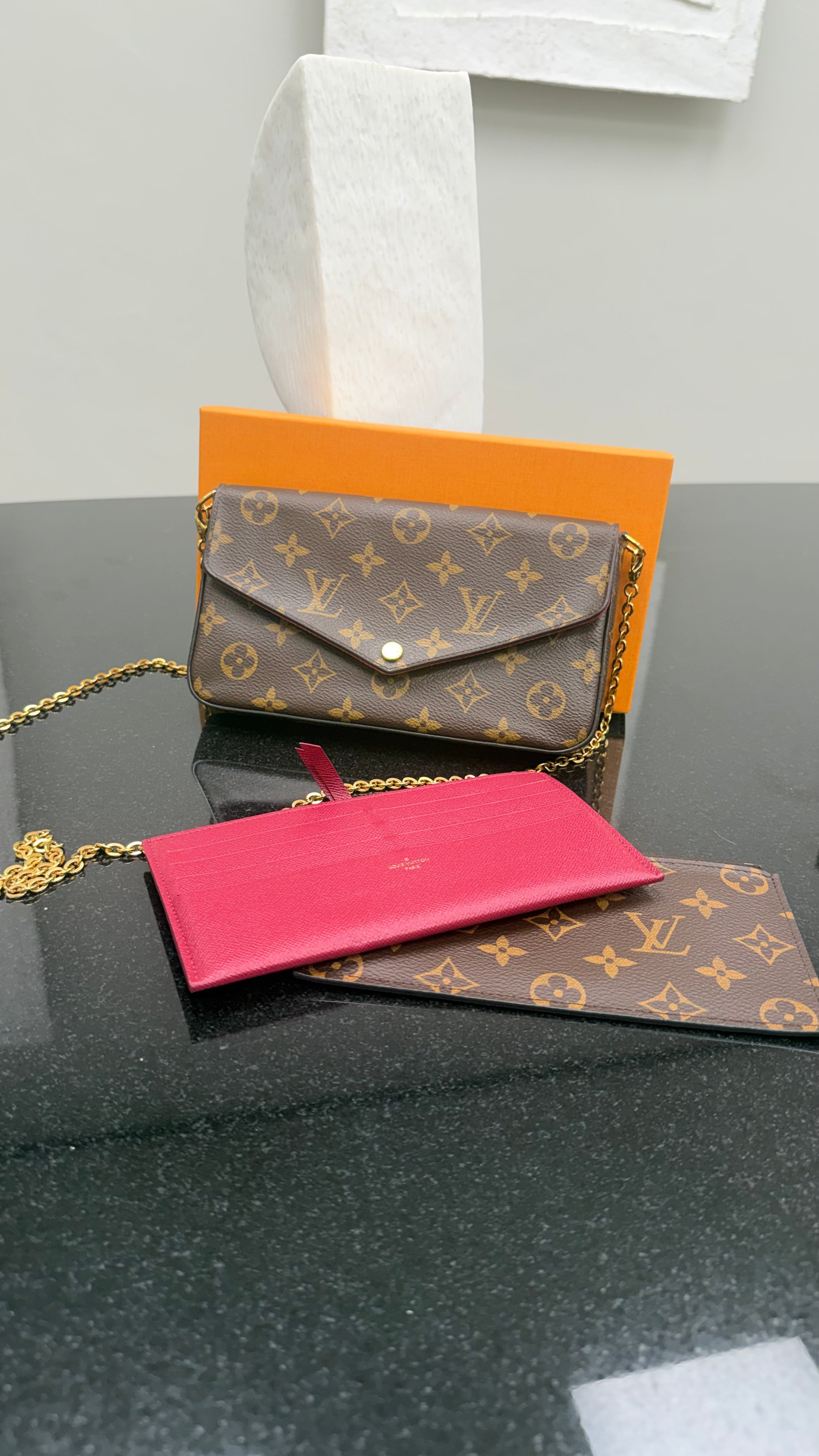 *DONS DROP* Louis Vuitton Monogram & Fuchsia Felicie Pochette
