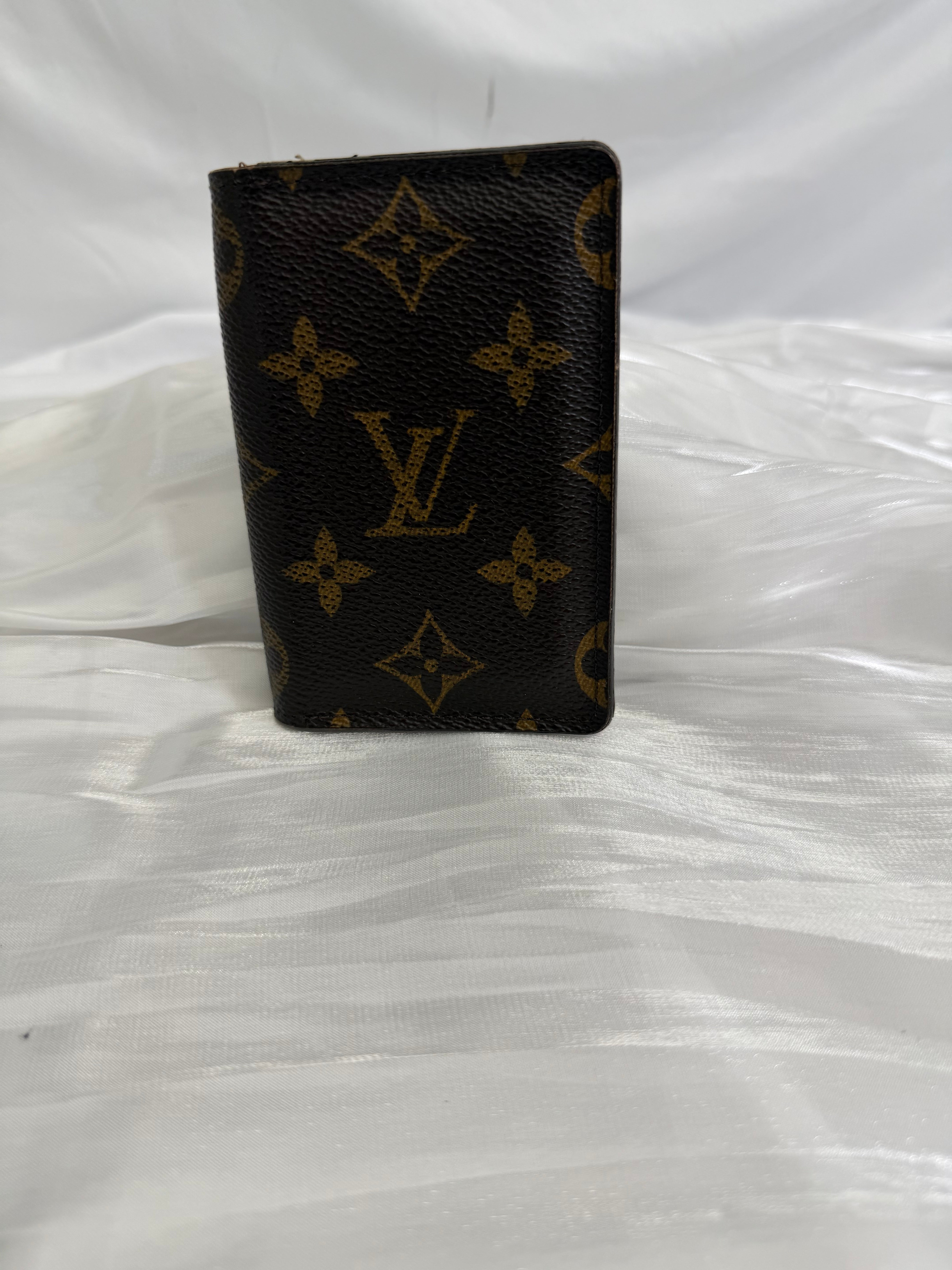 Louis Vuitton Monogram Pocket Organizer