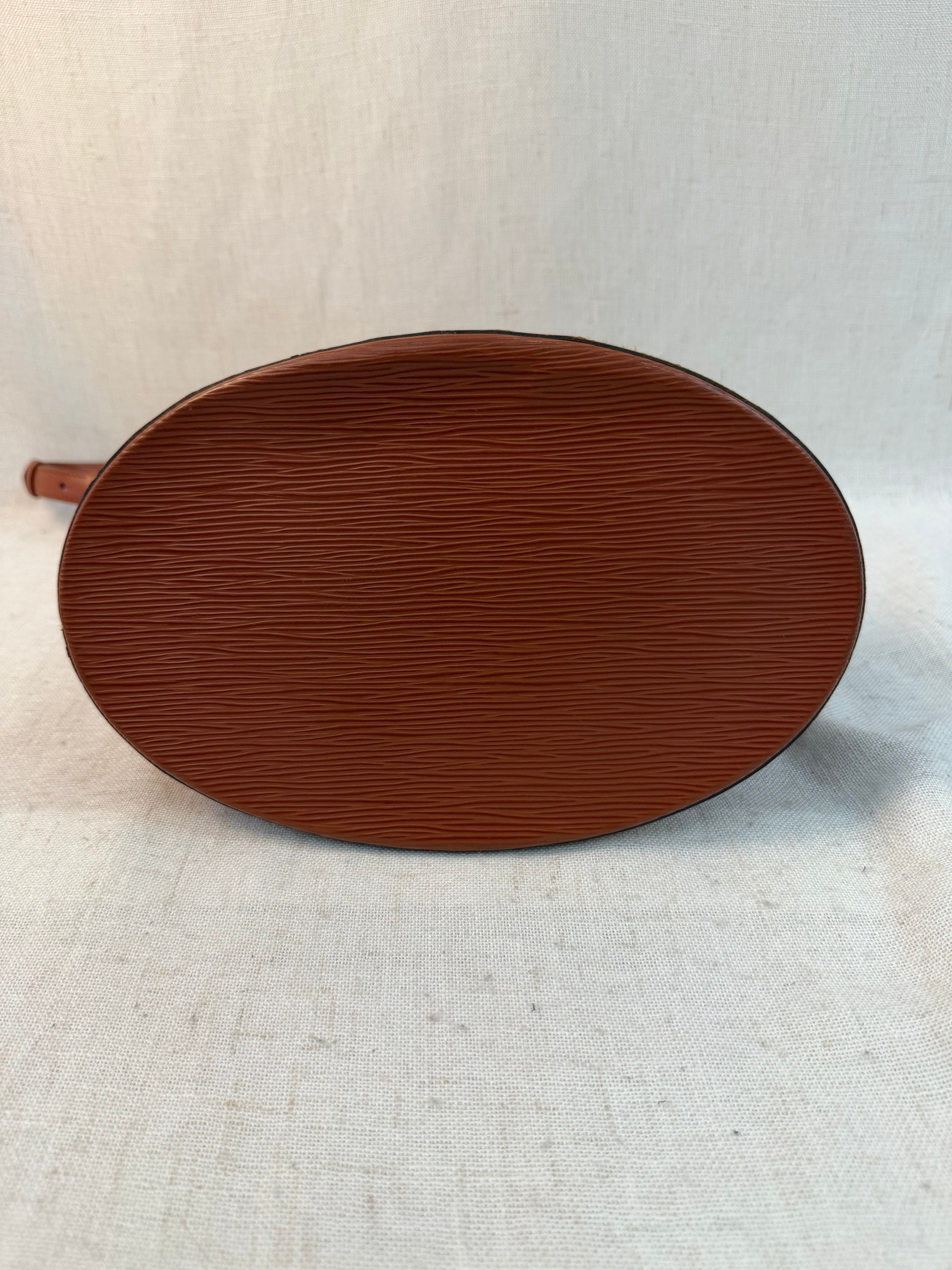 Louis Vuitton Brown Epi Cluny Shoulder Bag