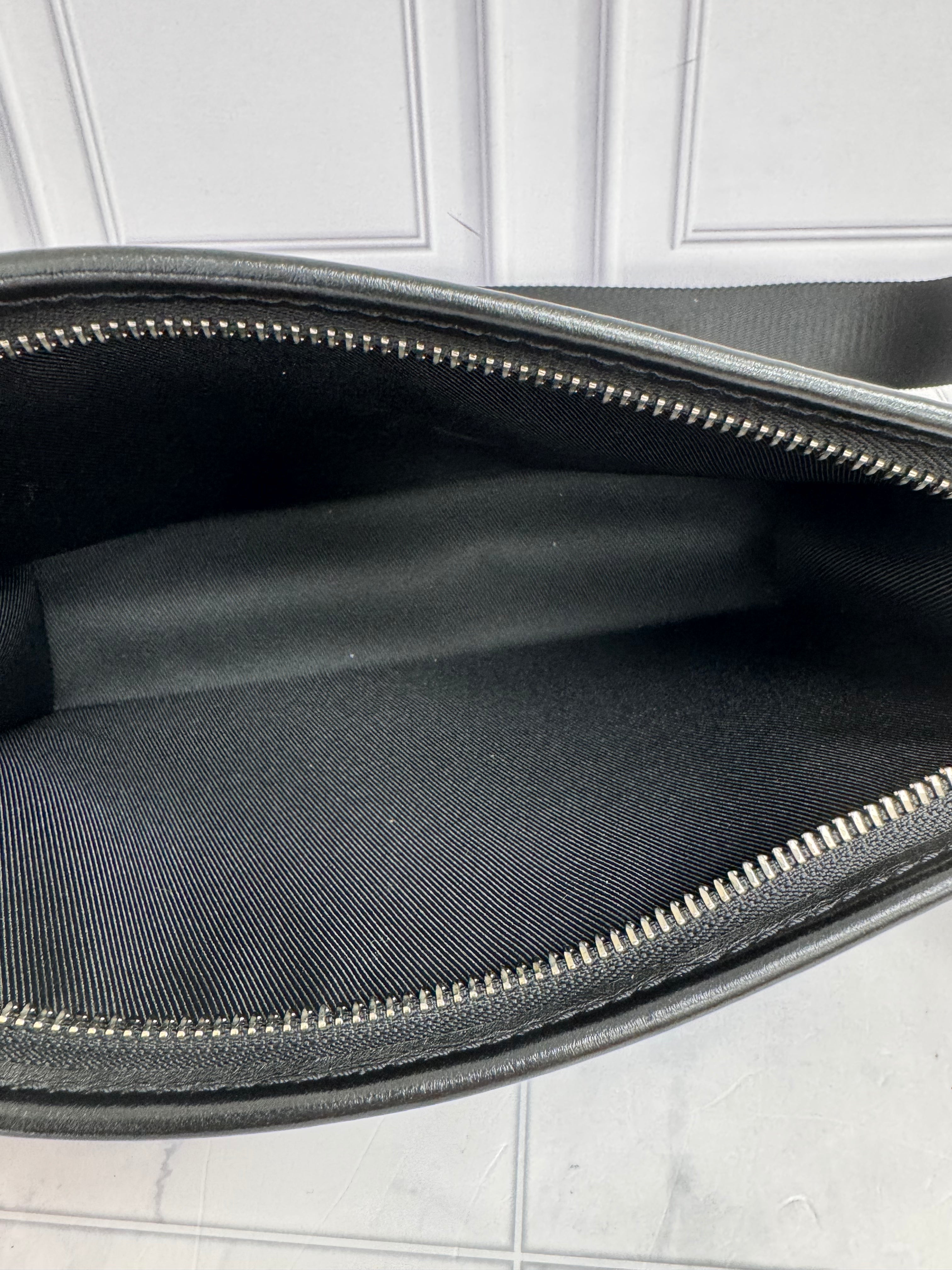 LIKE NEW - Louis Vuitton Sunrise Monogram Eclipse Gaston Wearable Wallet