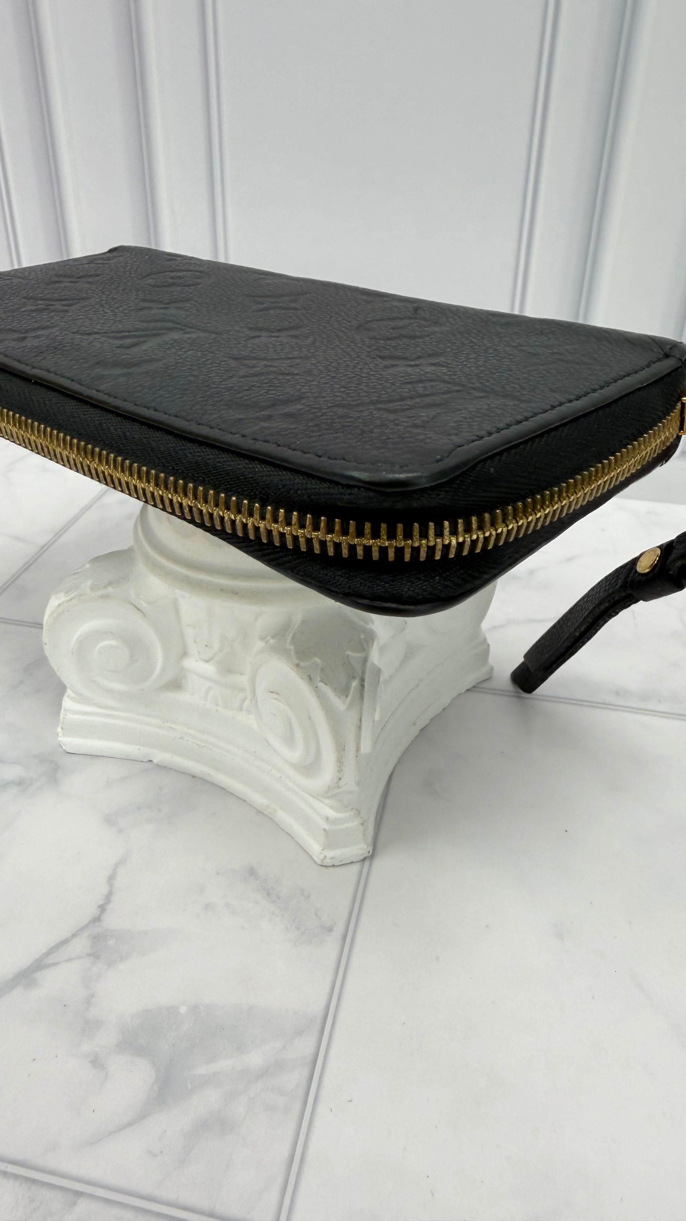 Louis Vuitton Black Empreinte Zippy Wallet