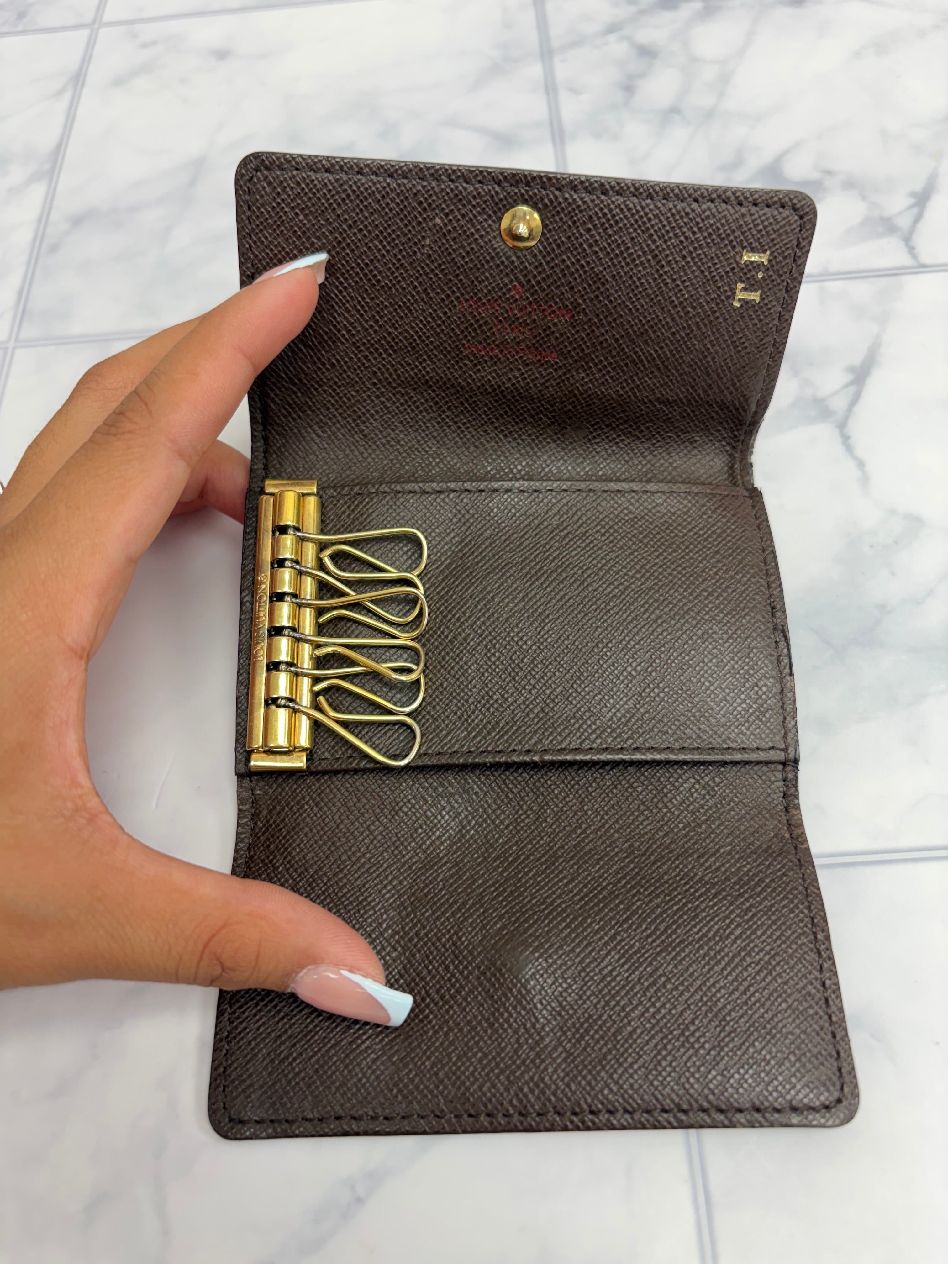 Louis Vuitton Damier Ebene 6 Ring Key Holder