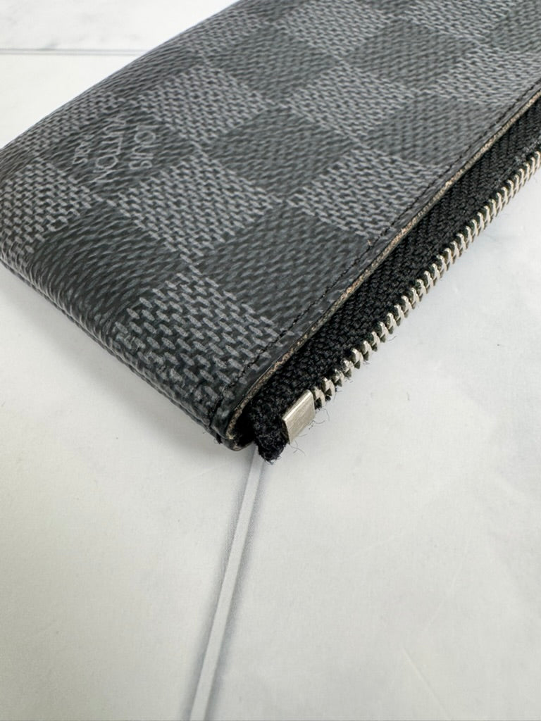 Louis Vuitton Damier Graphite Key Cles