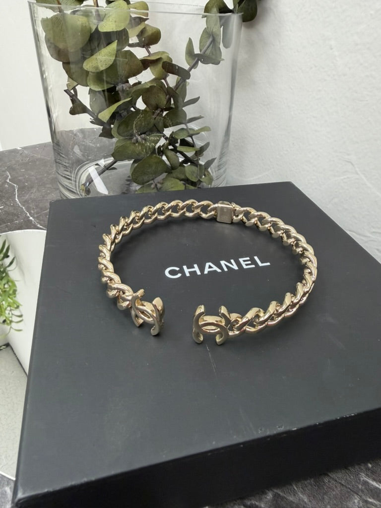Chanel Gold Tone Chain Link CC Choker Necklace