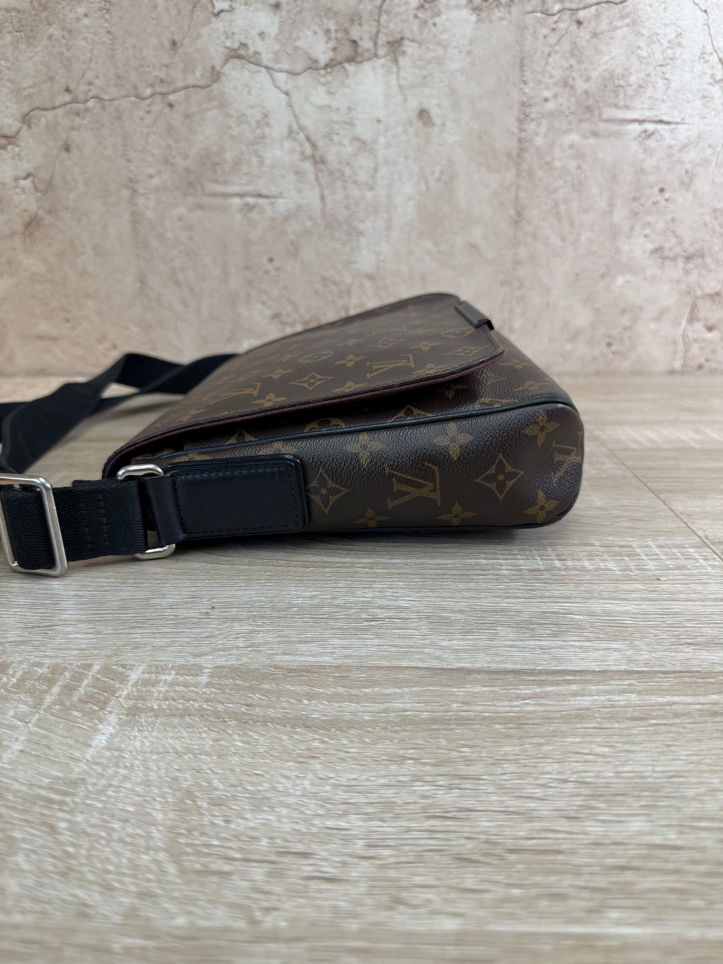 Louis Vuitton Monogram Macassar District Messenger Bag