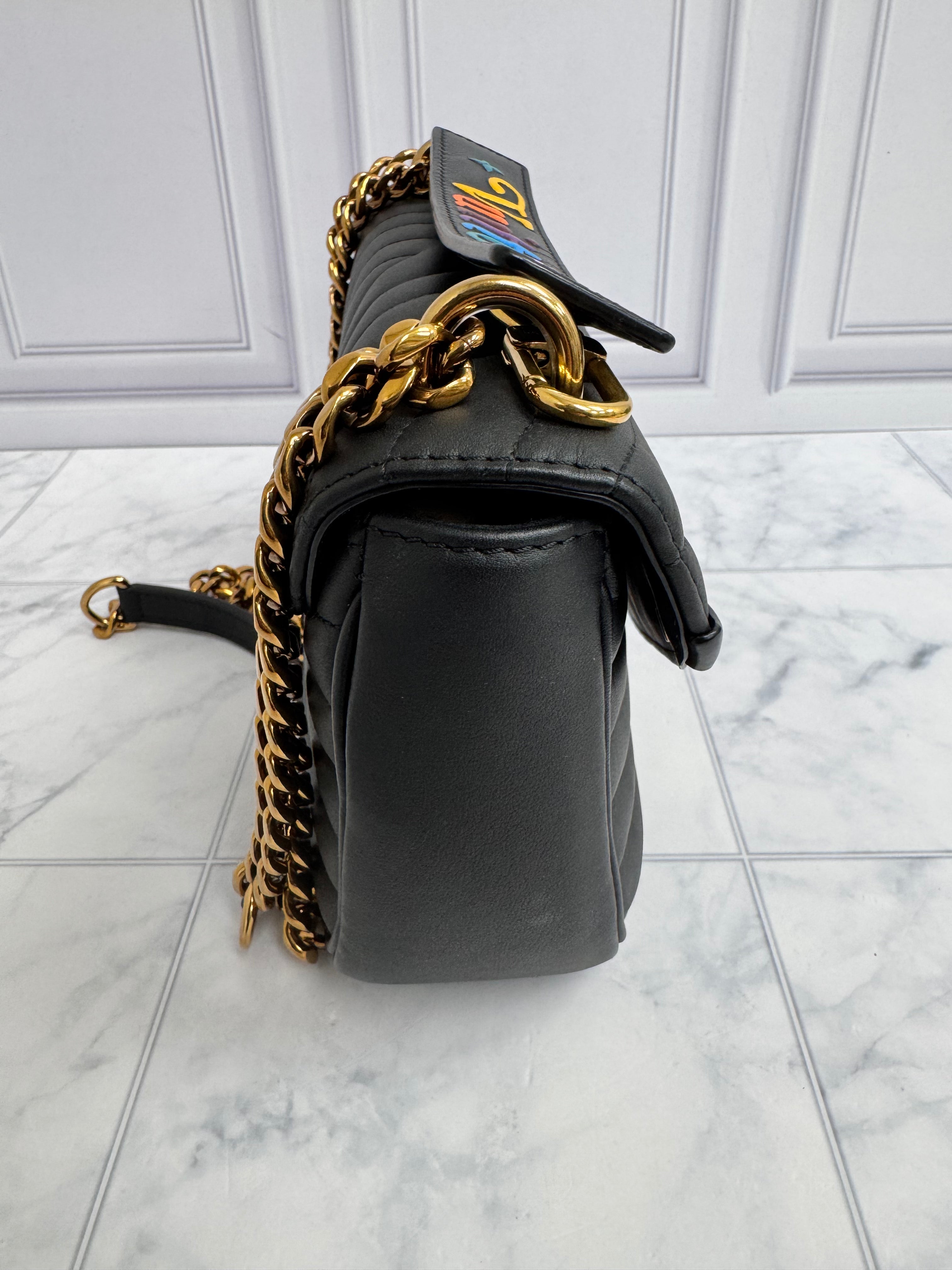 Louis Vuitton Black Quilted New Wave Chain Bag MM