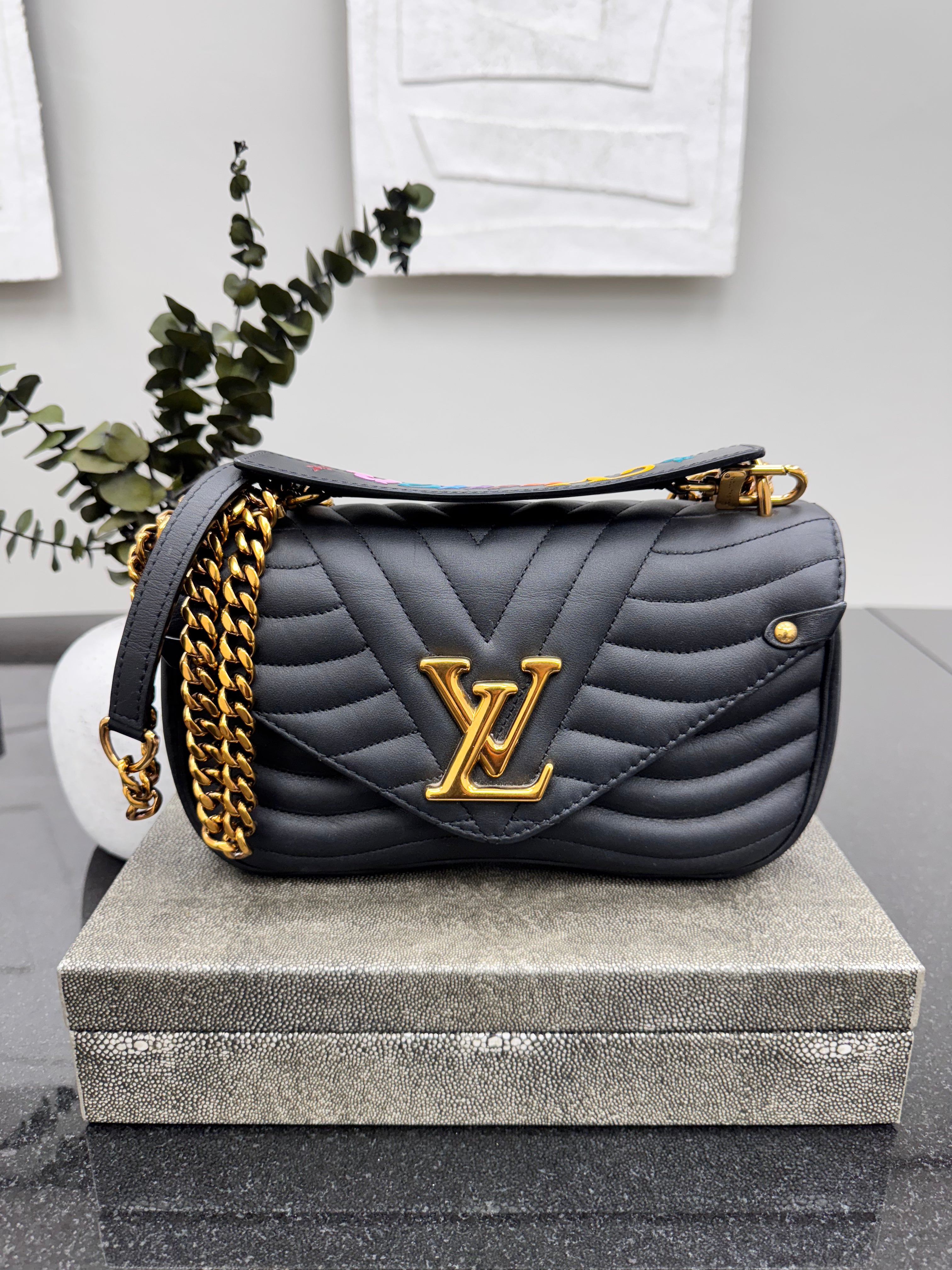 Louis Vuitton Black Quilted New Wave Chain Bag MM