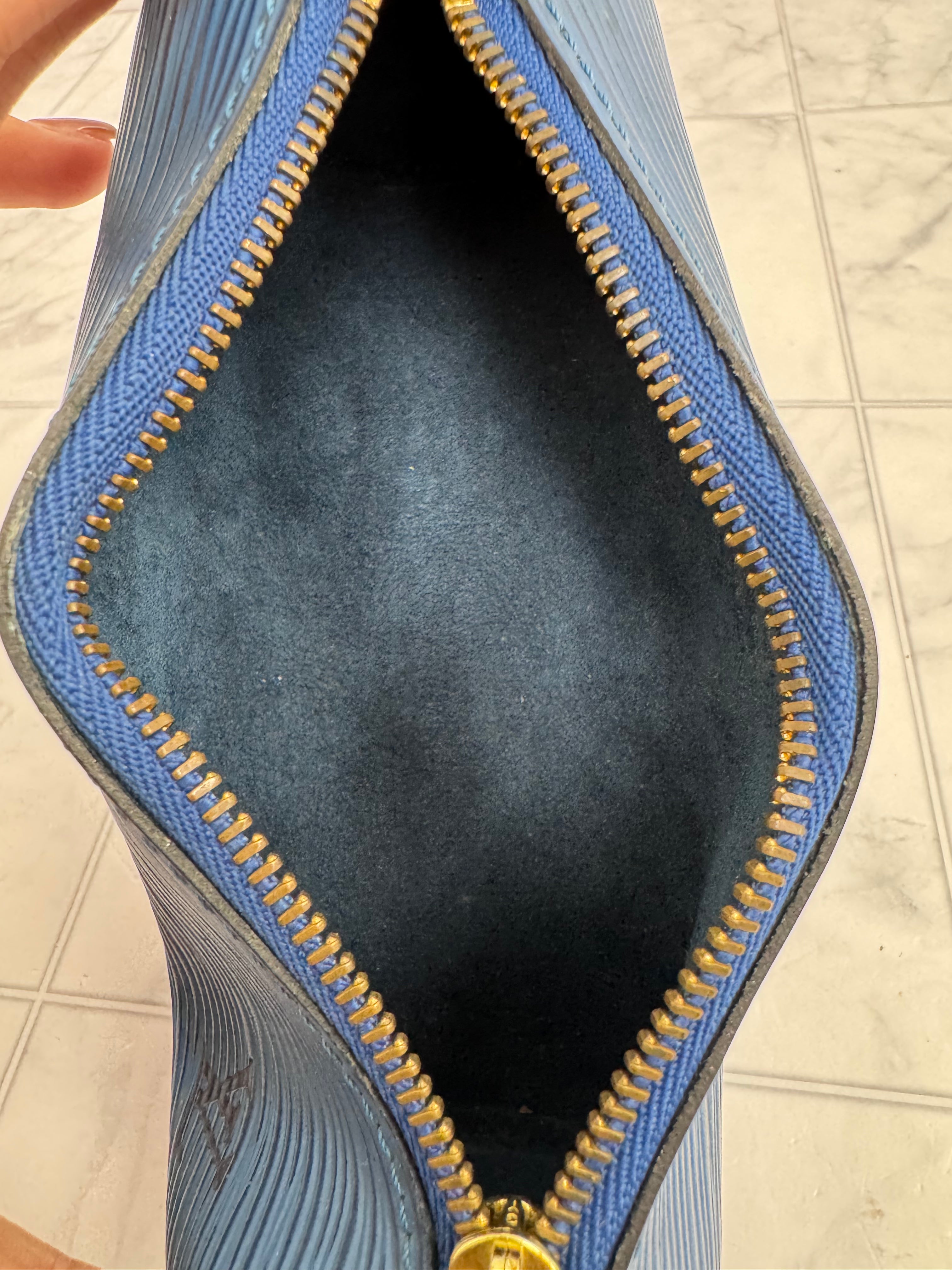 Louis Vuitton Blue Epi Leather Papillon Pochette