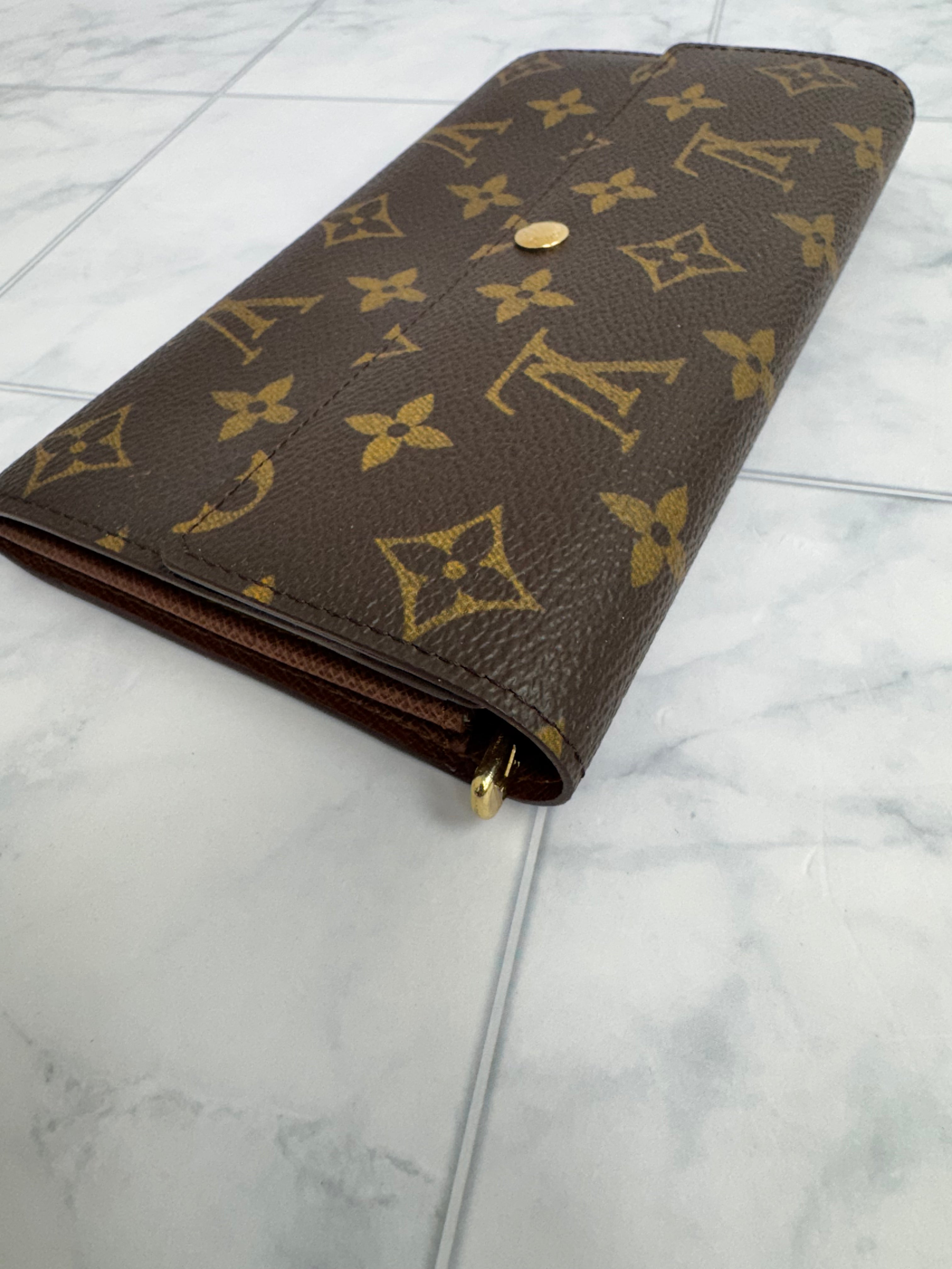 Louis Vuitton Monogram Sarah Long Wallet