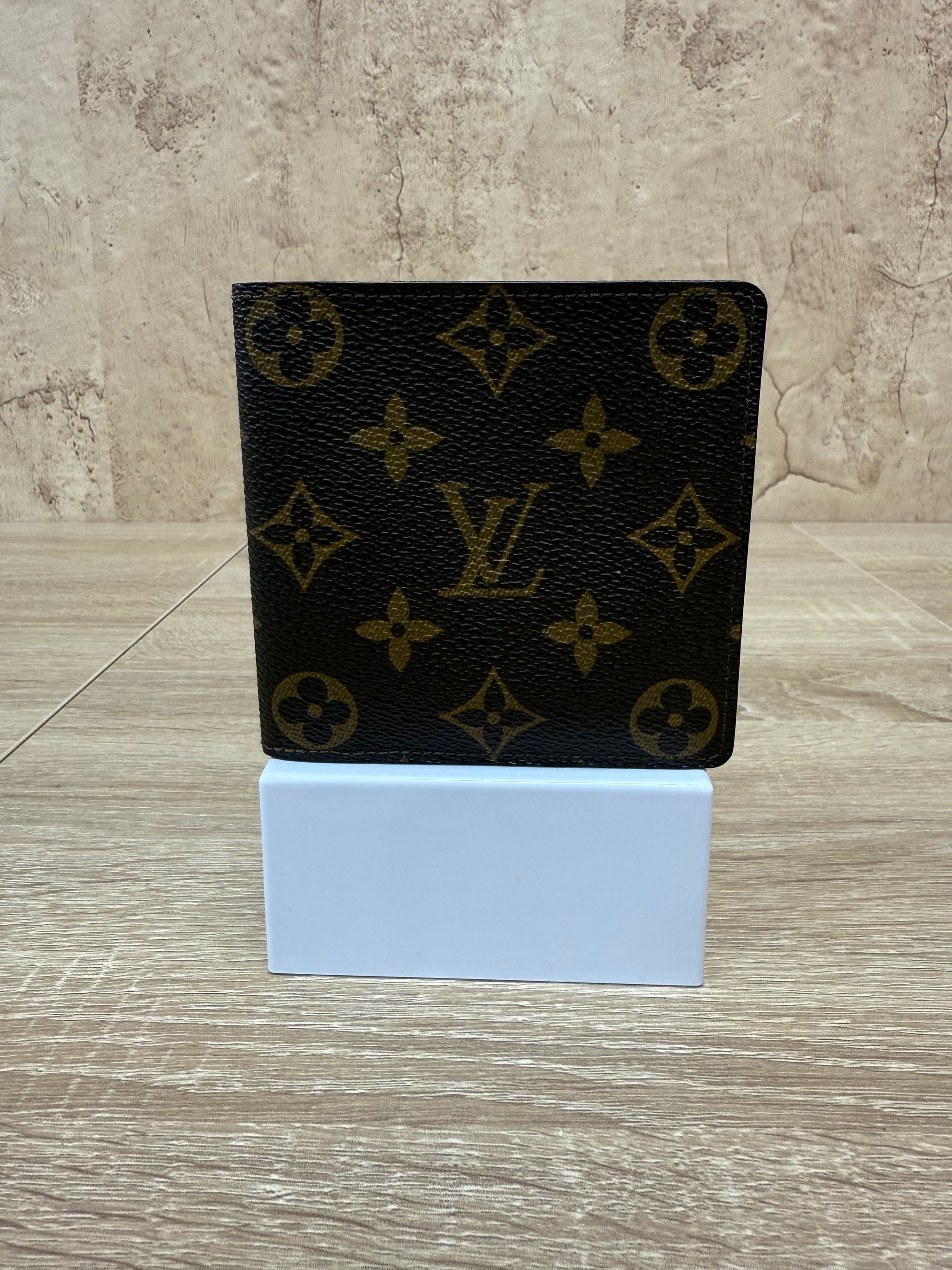 Louis Vuitton Monogram Bifold Wallet