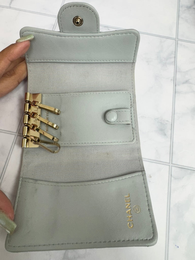 Chanel Grey Diamond Quilted Leather 4 Key Holder