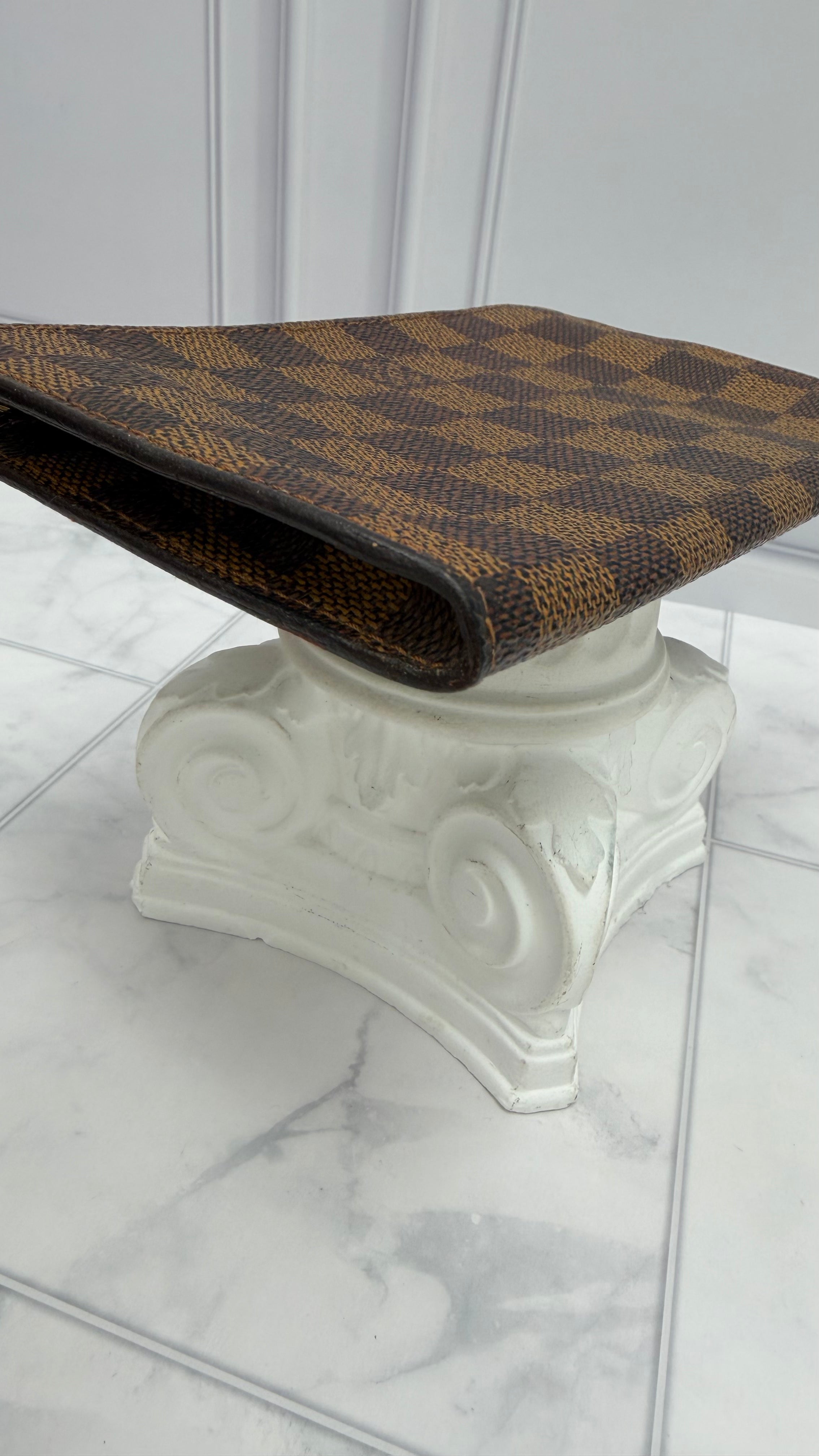 Louis Vuitton Damier Ebene Bucket Pouch