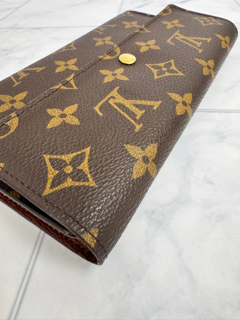 Louis Vuitton Monogram International Wallet