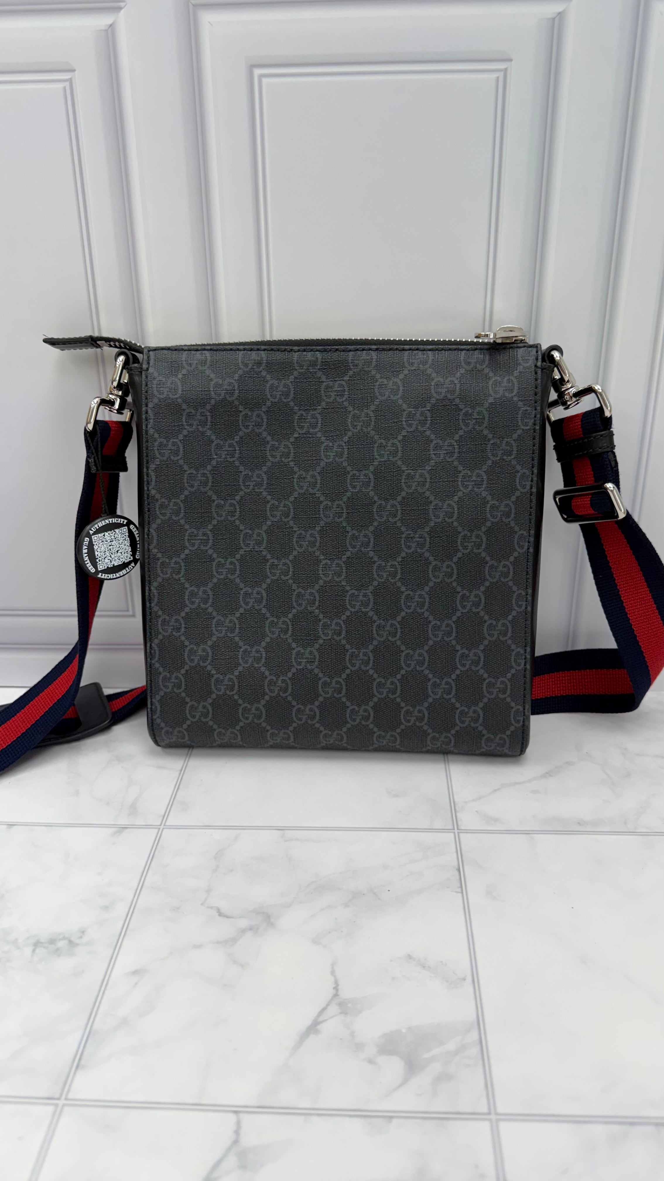 *DONS DROP* Gucci Black & Grey GG Coated Canvas & Web Strap Messenger Bag