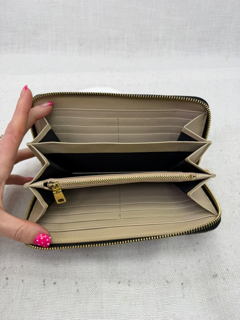 Dolce & Gabbana Black & Floral Print Leather Zippy Wallet