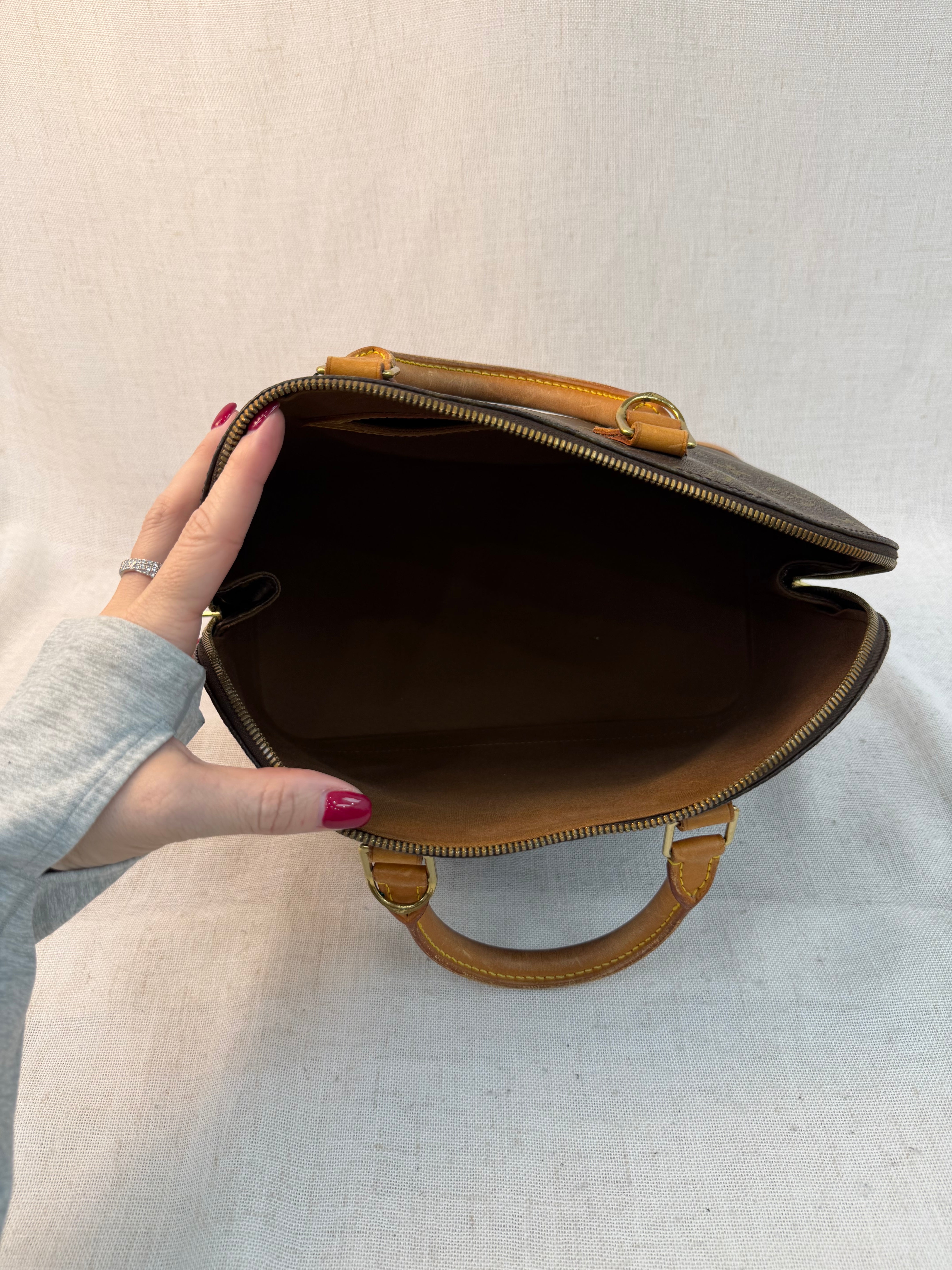 Louis Vuitton Monogram Alma PM