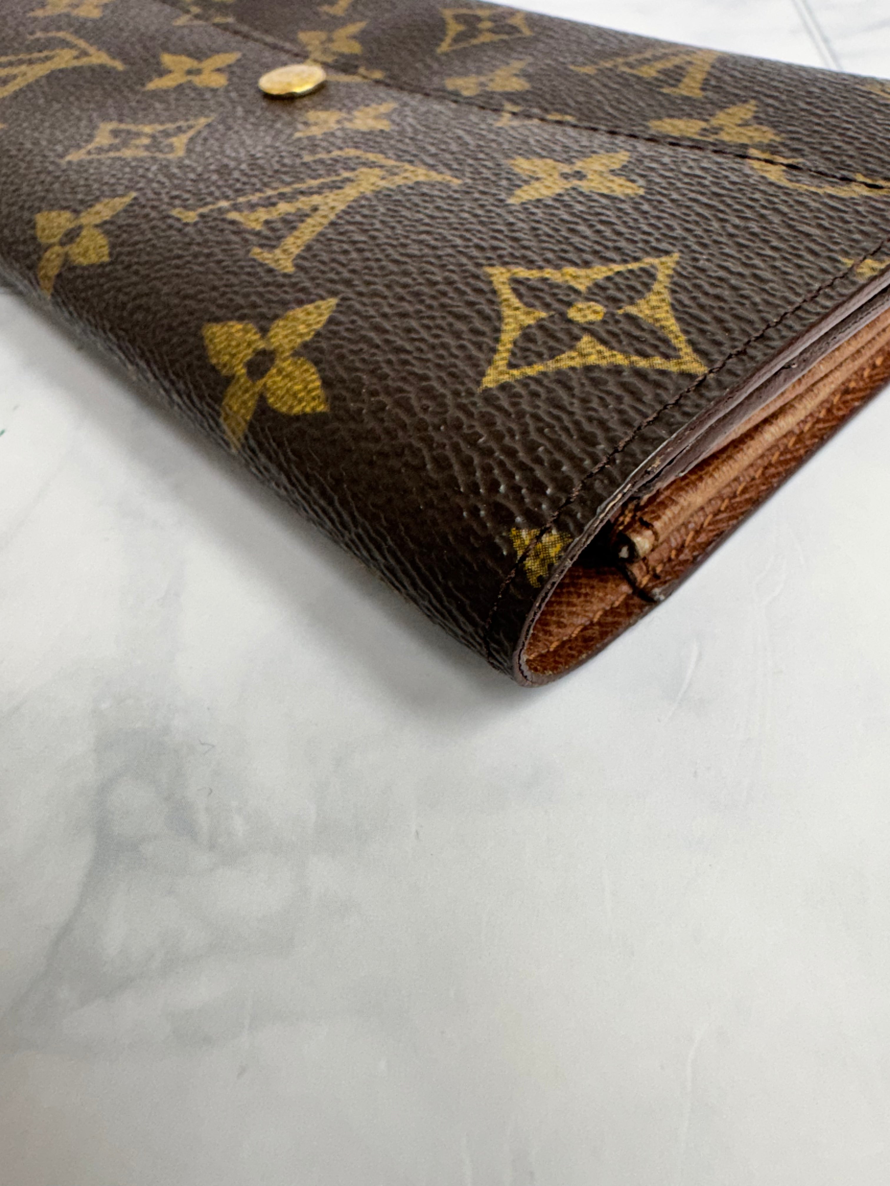 Louis Vuitton Monogram Sarah Wallet