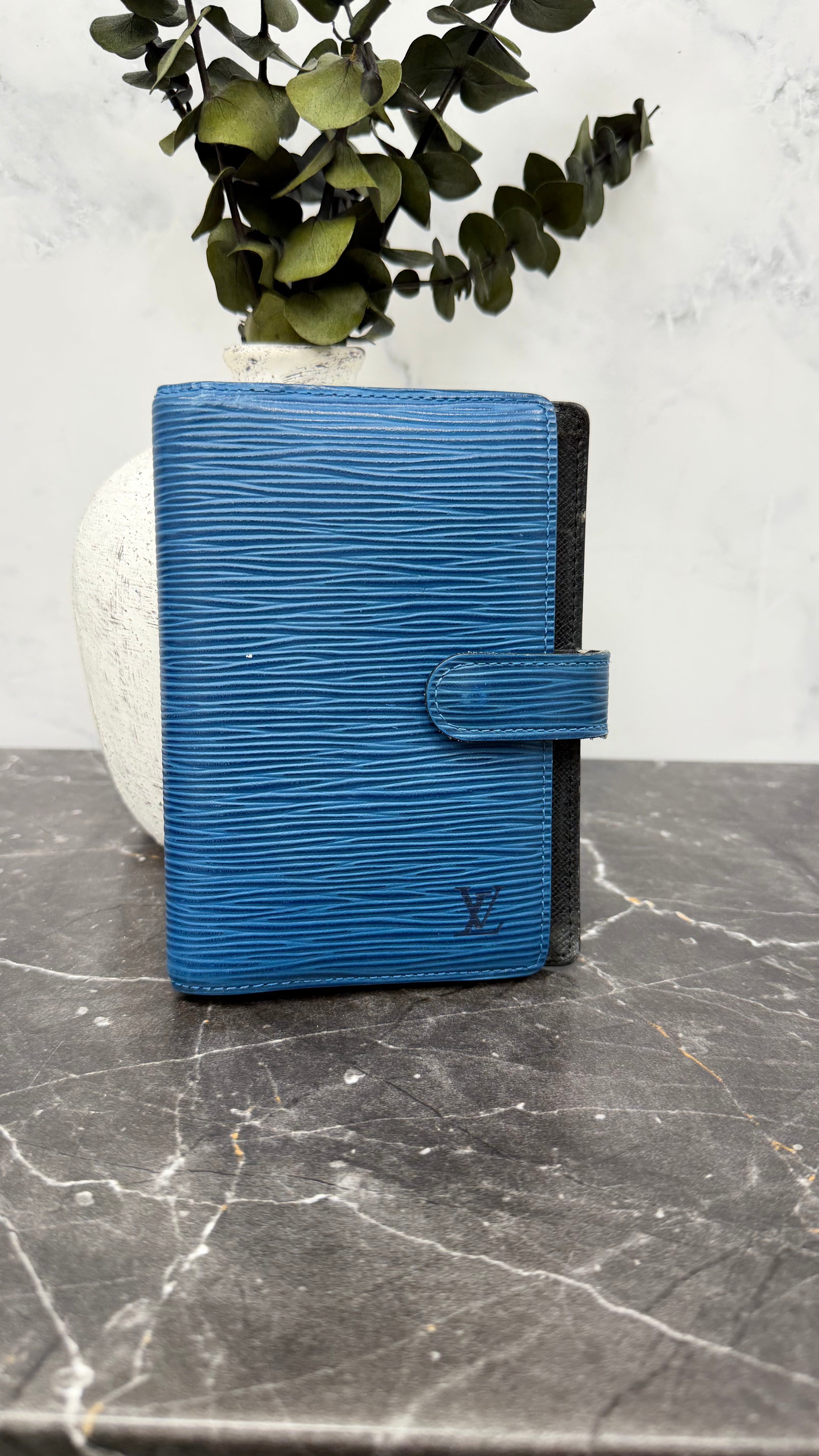 Louis Vuitton Blue Epi Passport Agenda PM