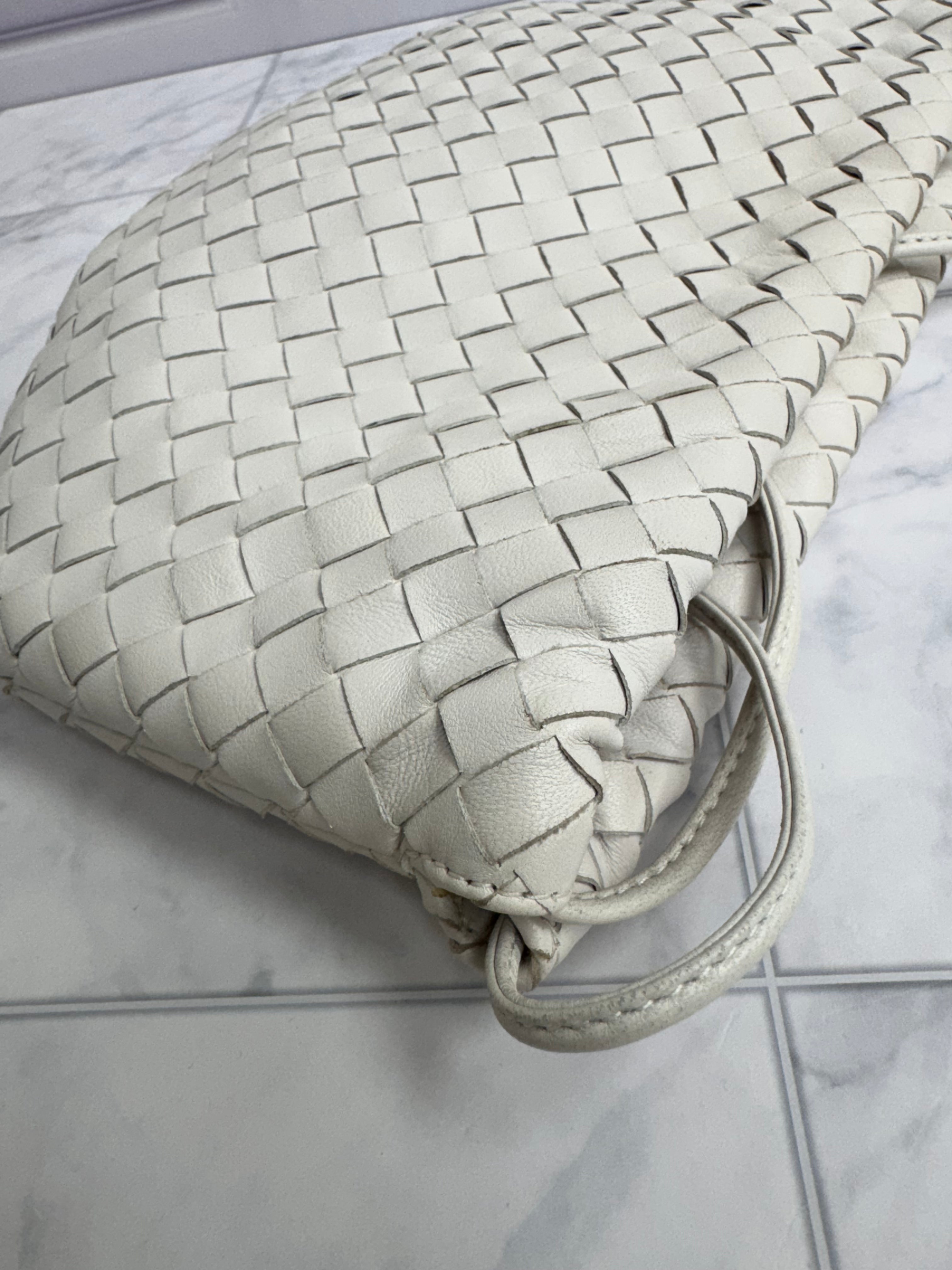 *DONS DROP* Bottega Veneta White Intrecciato Leather Small Bulb Shoulder Bag