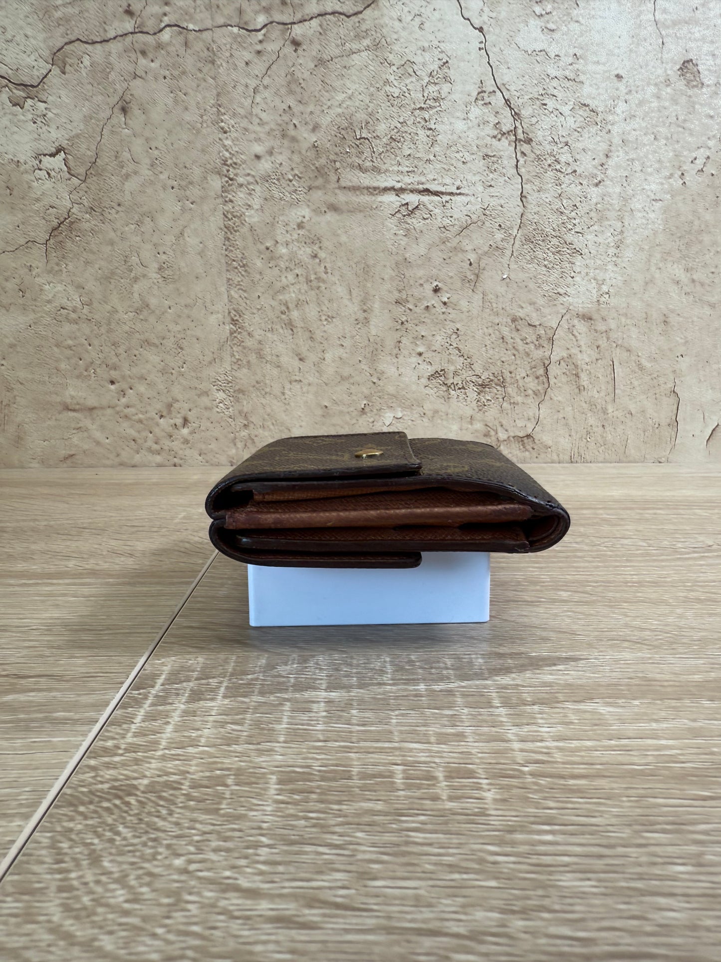 Louis Vuitton Monogram Elise Wallet