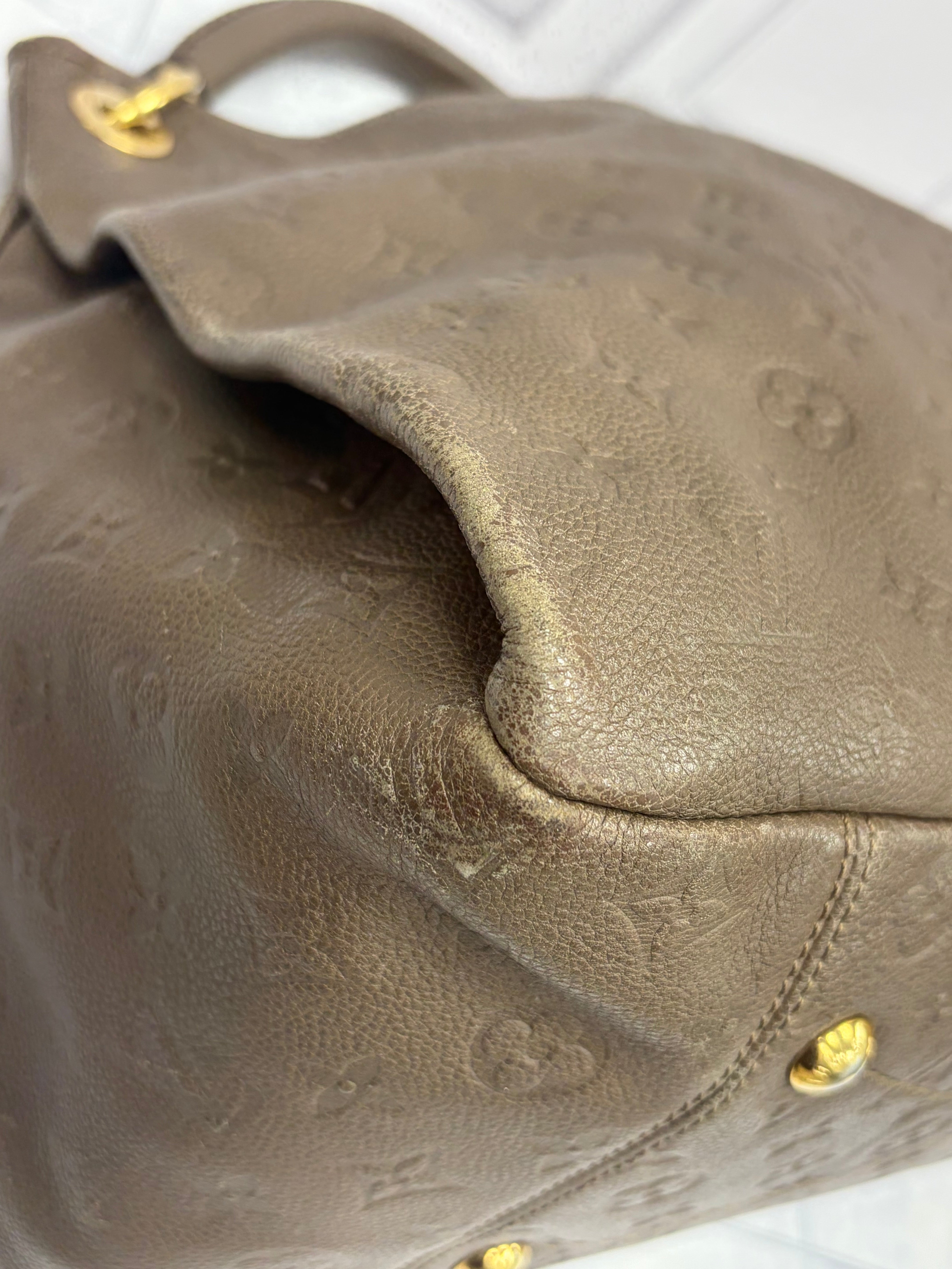 Louis Vuitton Taupe Monogram Empreinte Leather Artsy Handbag
