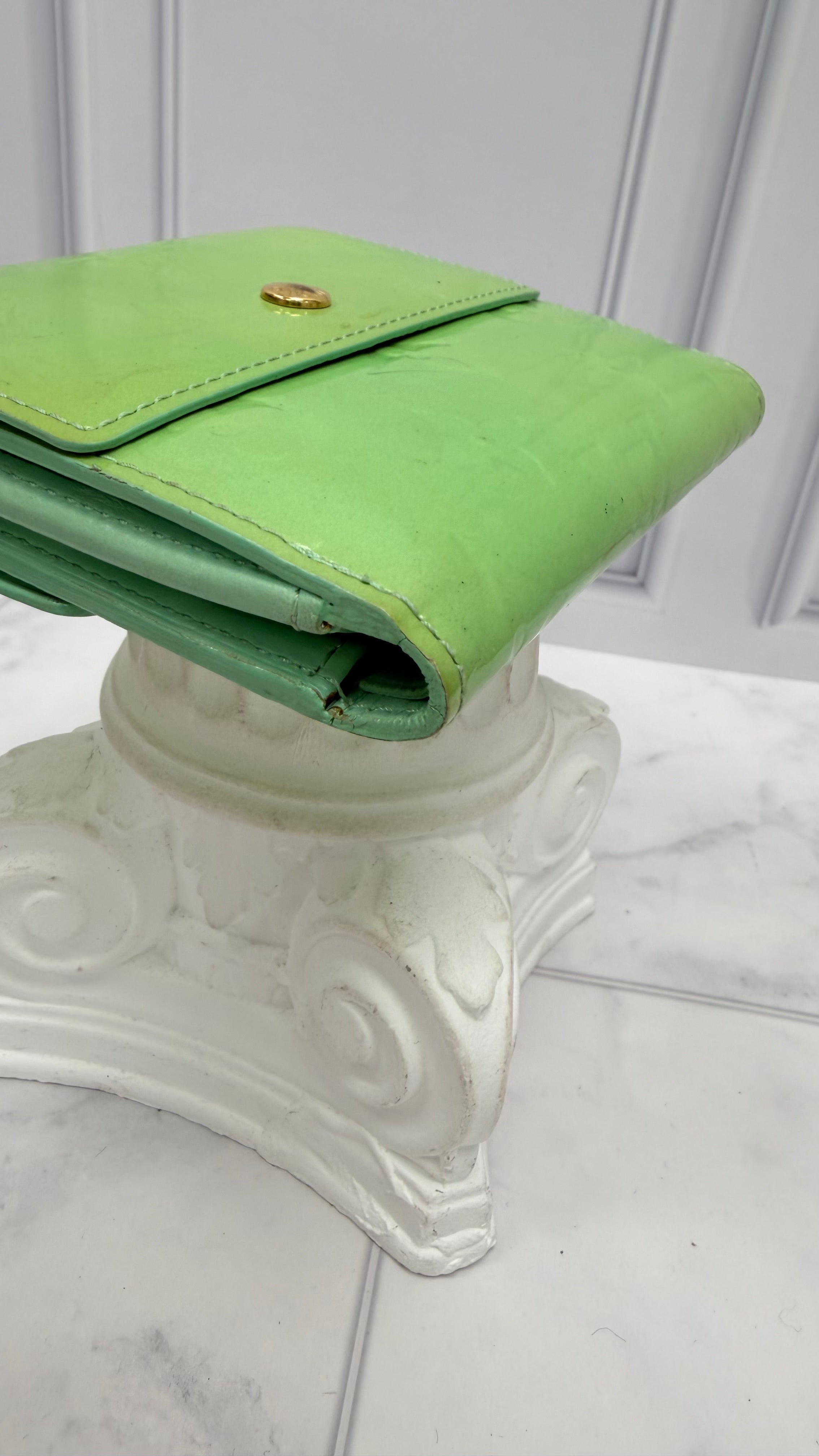 Louis Vuitton Green Vernis Elise Wallet