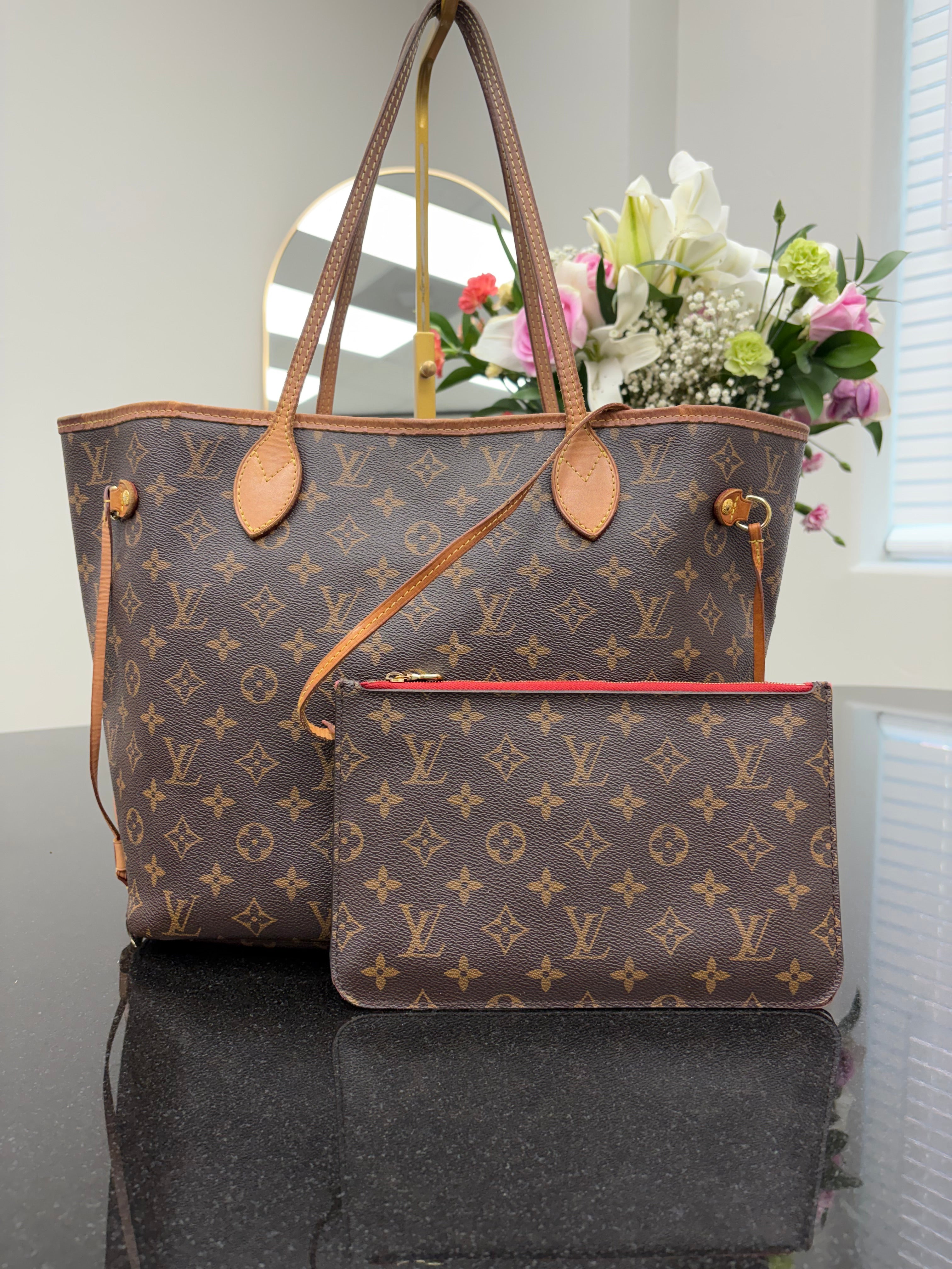 Louis Vuitton Monogram Neverfull MM & Pouch