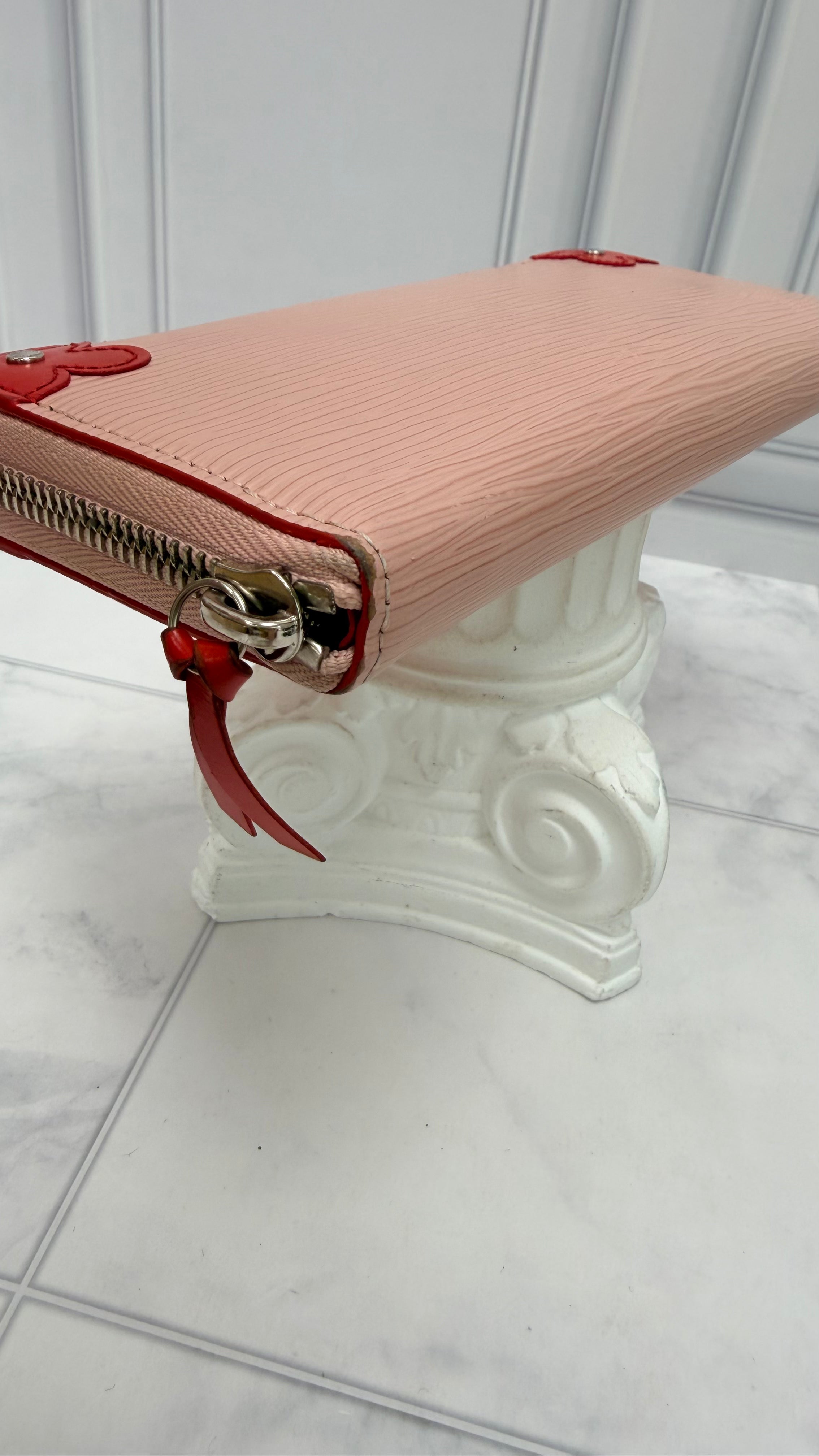 Louis Vuitton Pink Epi Leather Flower Clemence Zippy Wallet