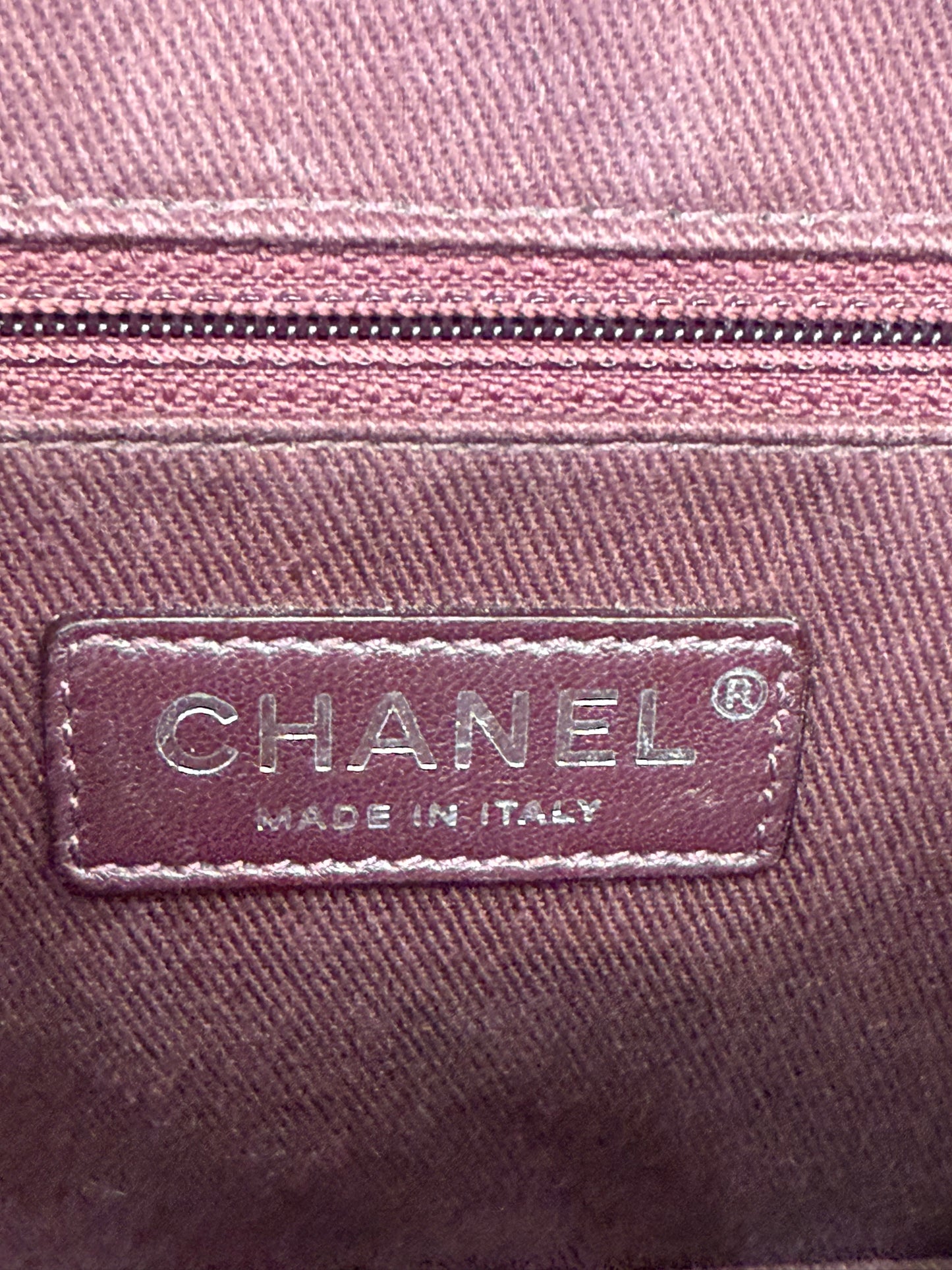 Chanel Red Crumpled Quilted Calfskin Chain Crossbody Bag