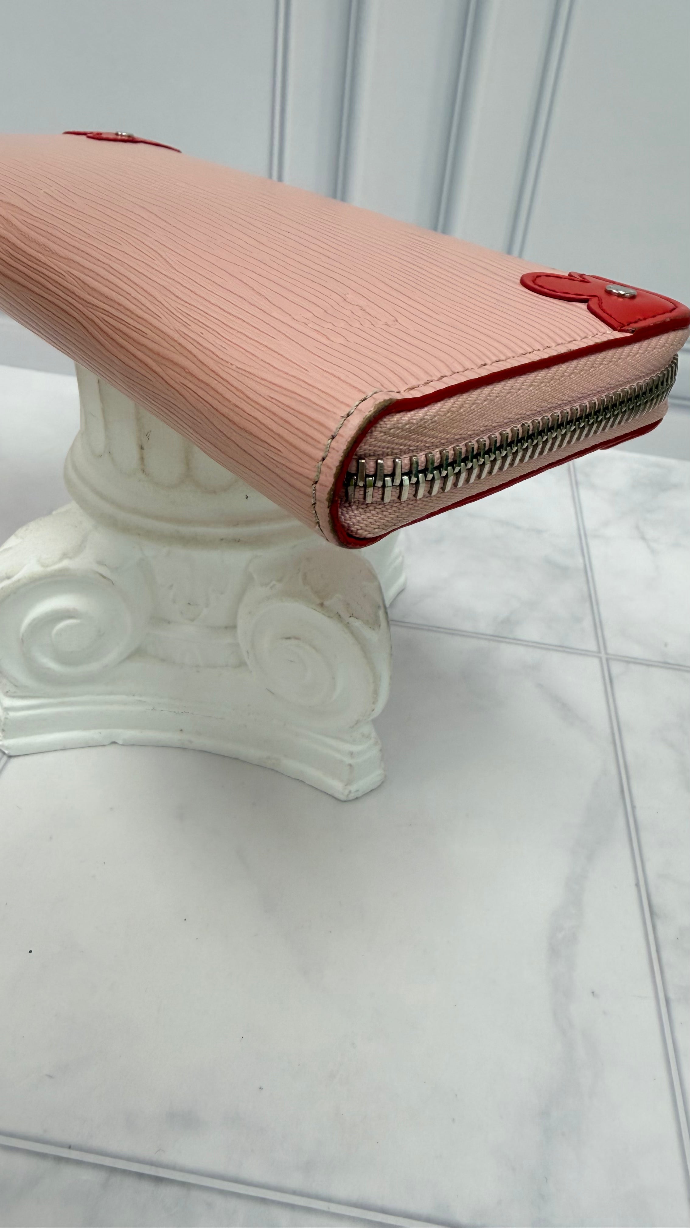 Louis Vuitton Pink Epi Leather Flower Clemence Zippy Wallet