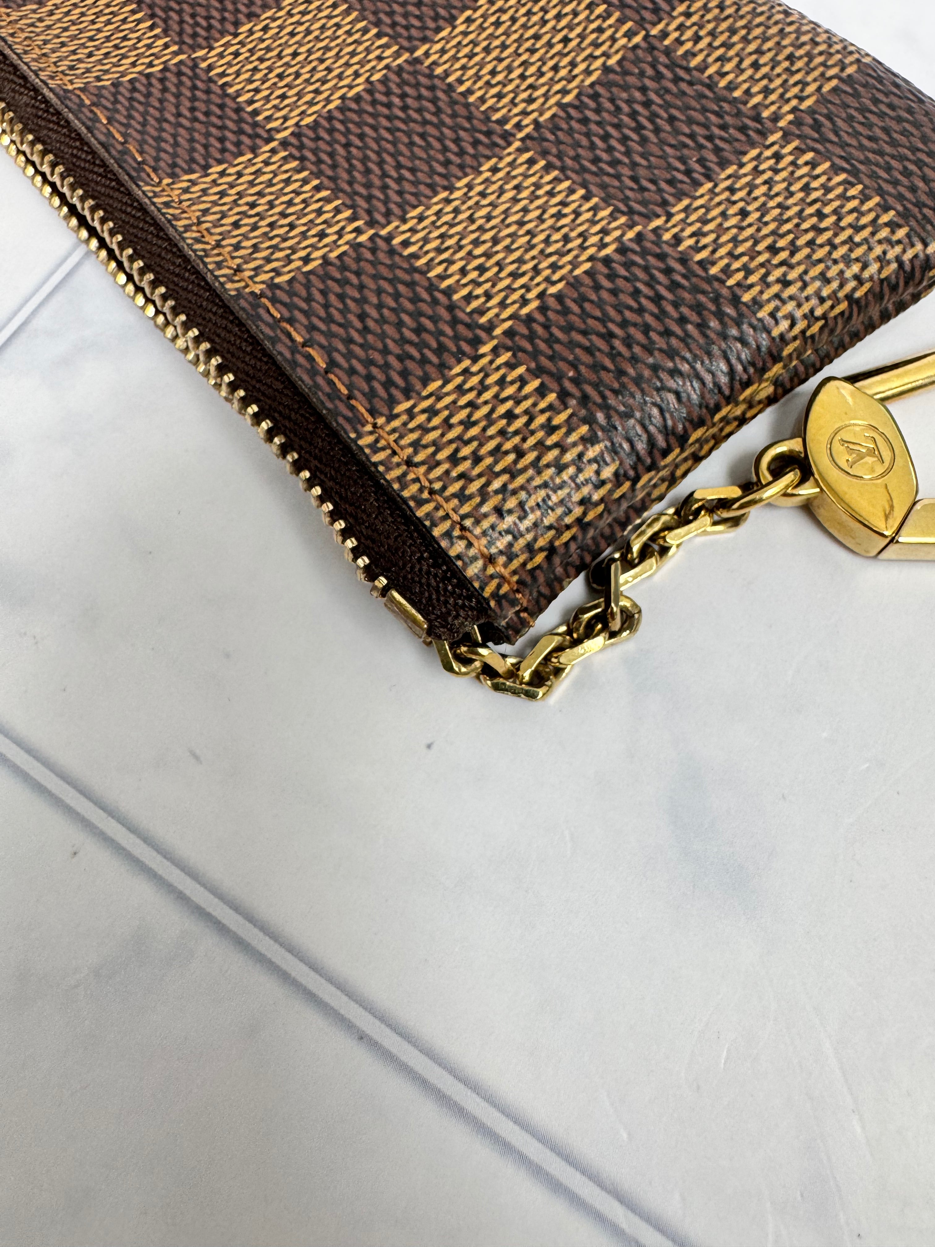 Louis Vuitton Damier Ebene Key Cles