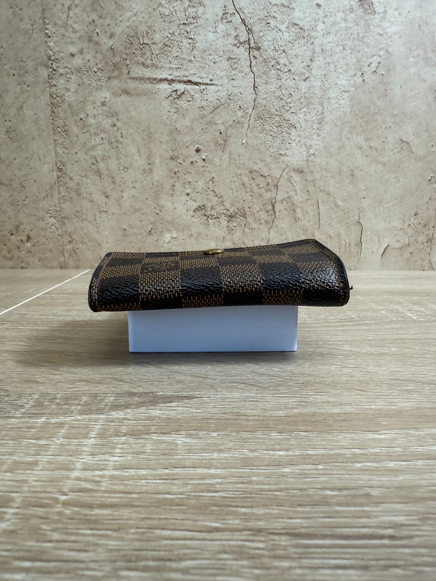 Louis Vuitton Damier Ebene 6 Key Ring Case