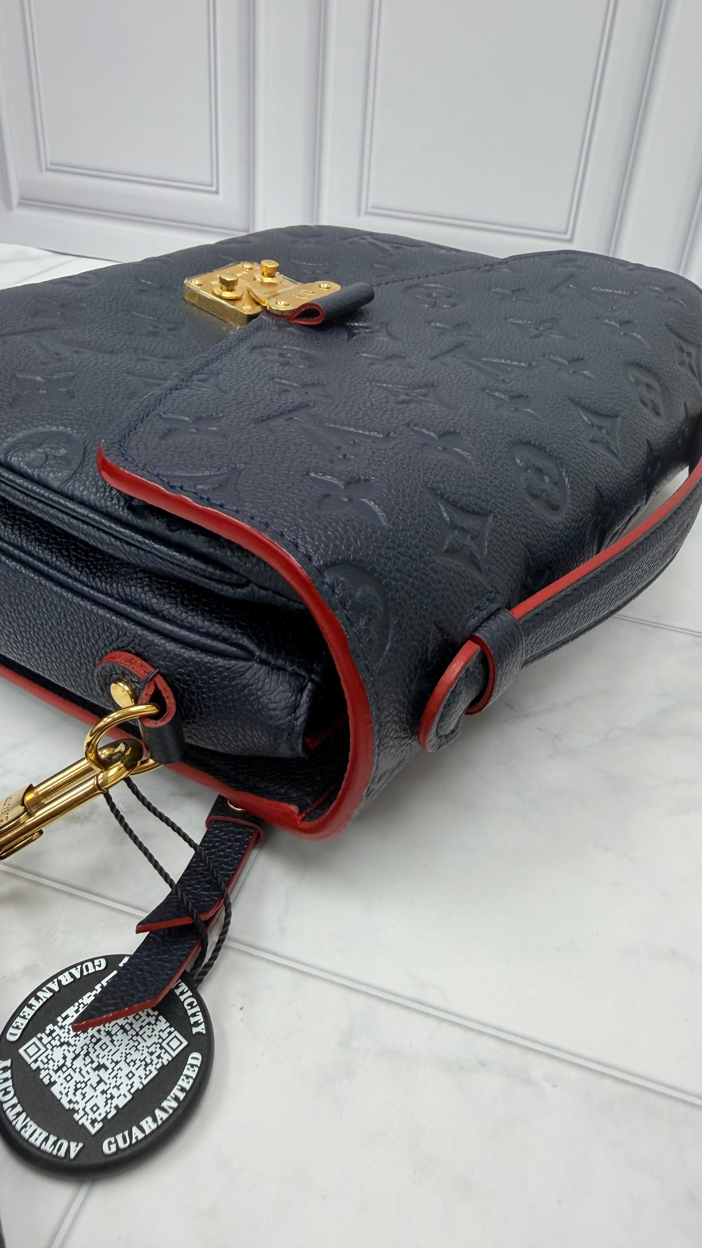 *DONS DROP* BRAND NEW - Louis Vuitton Blue Monogram Empreinte Pochette Metis
