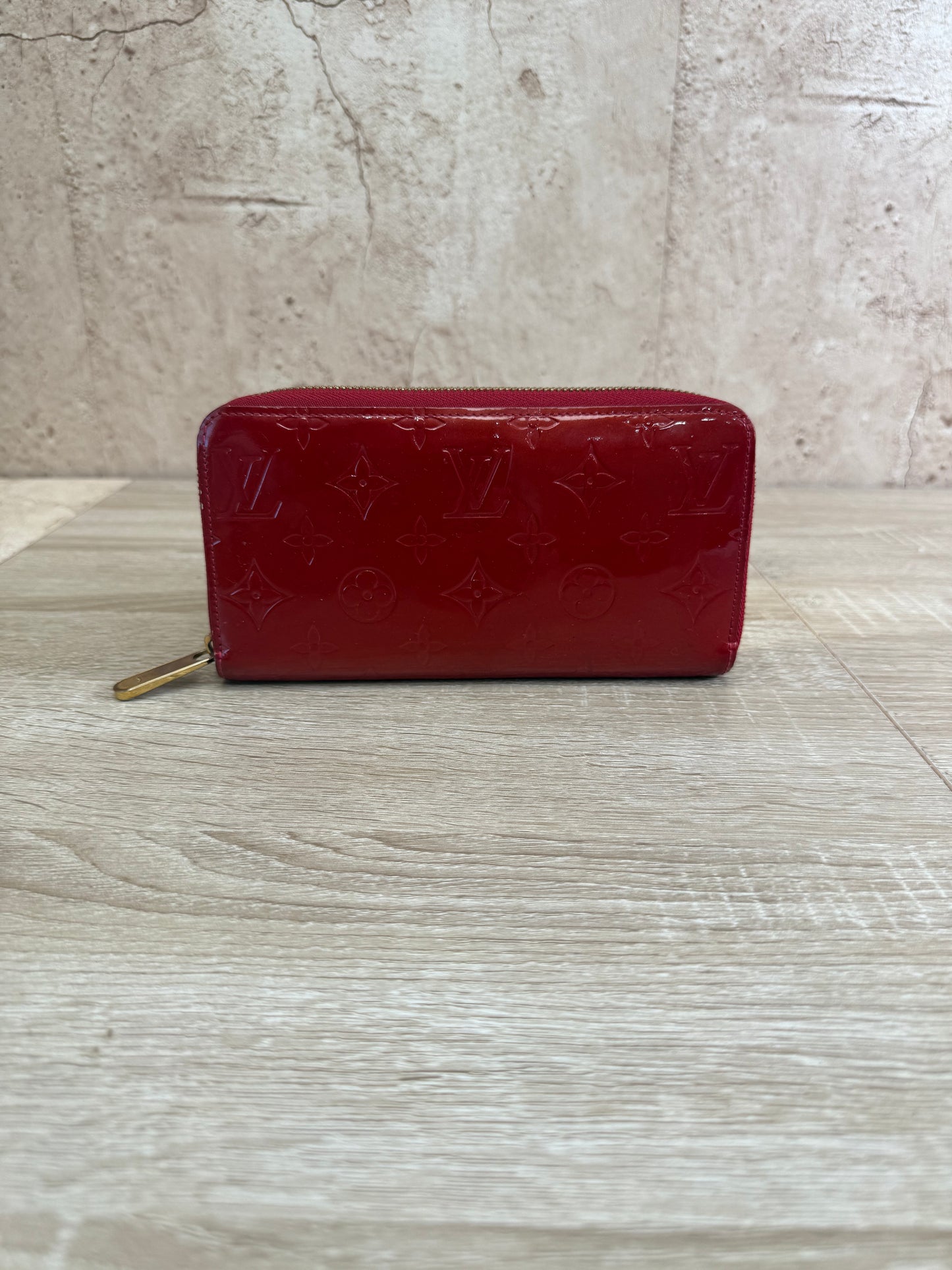 Louis Vuitton Red Vernis Zippy Wallet