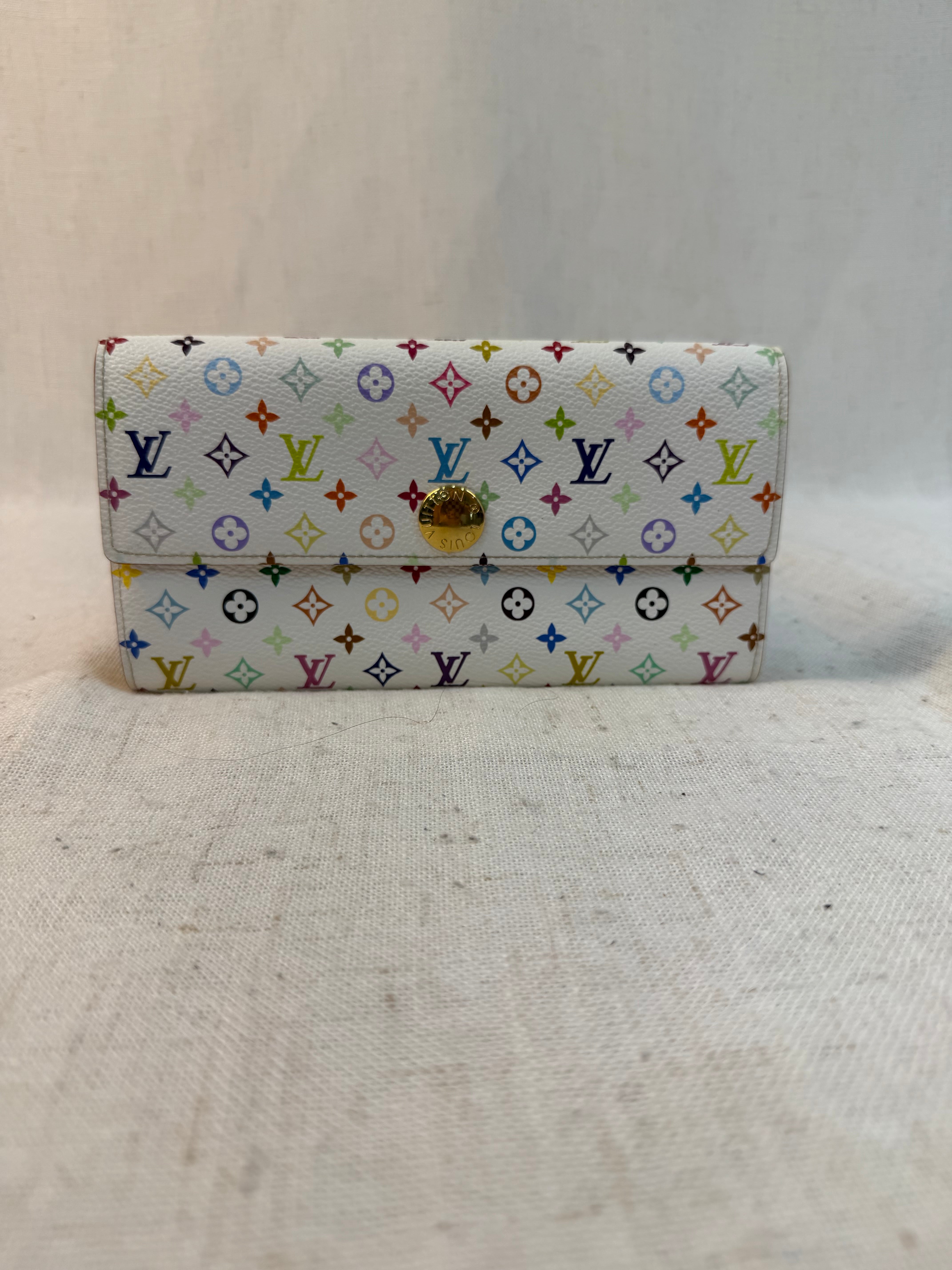 LIKE NEW Louis Vuitton Monogram White Multicolor Sarah Wallet