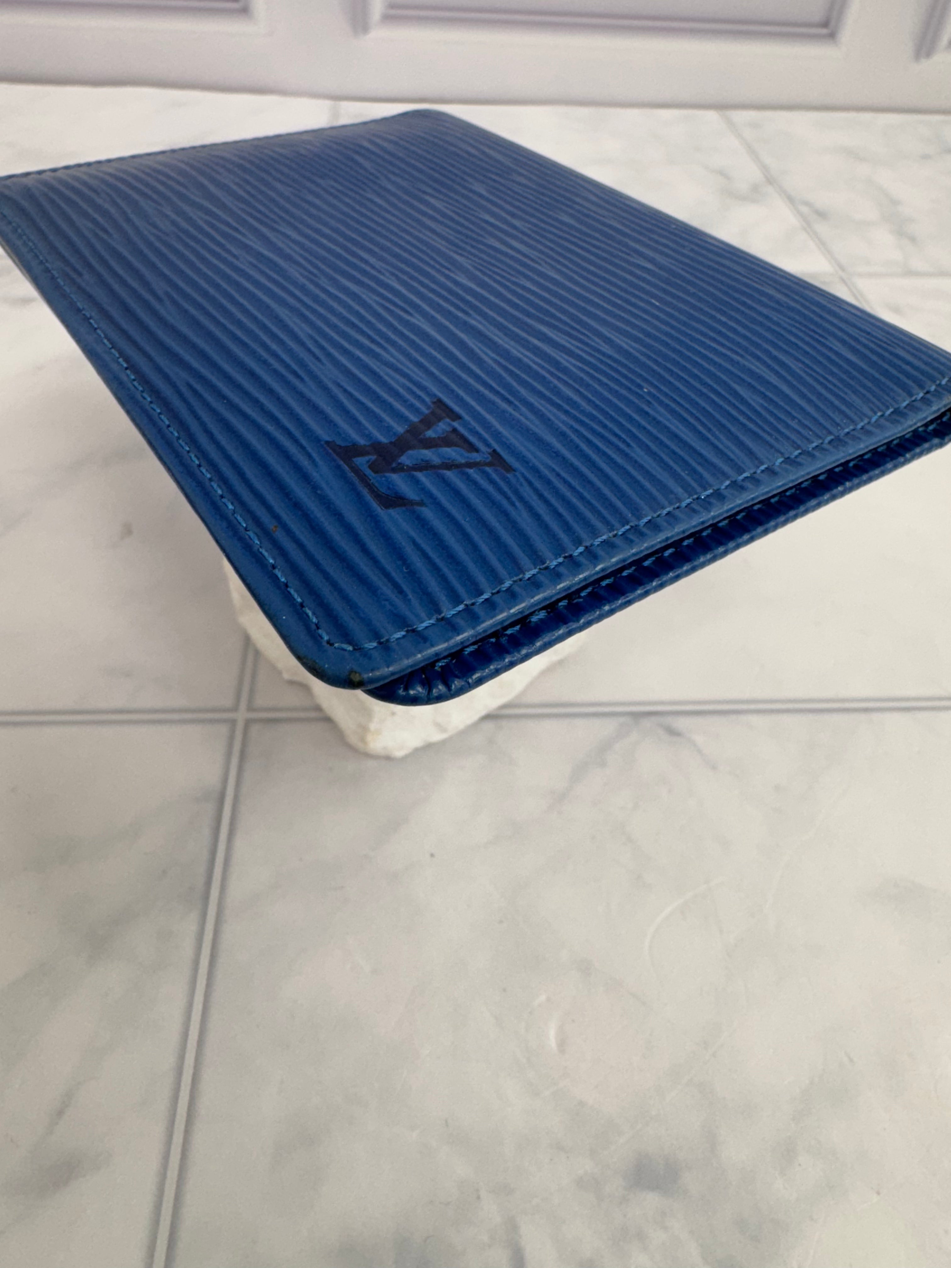 Louis Vuitton Blue Epi Card Case