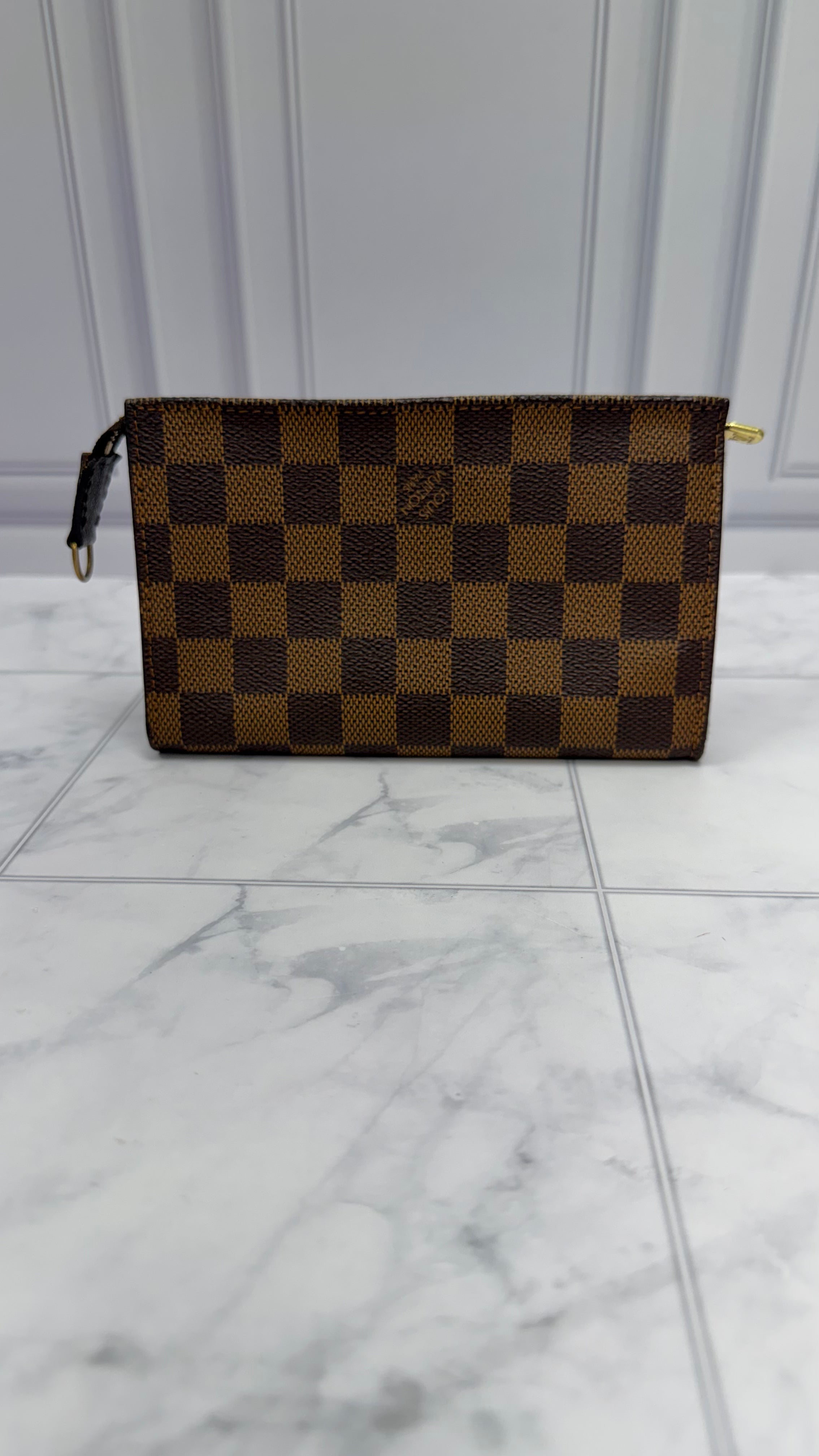 Louis Vuitton Damier Ebene Bucket Pouch