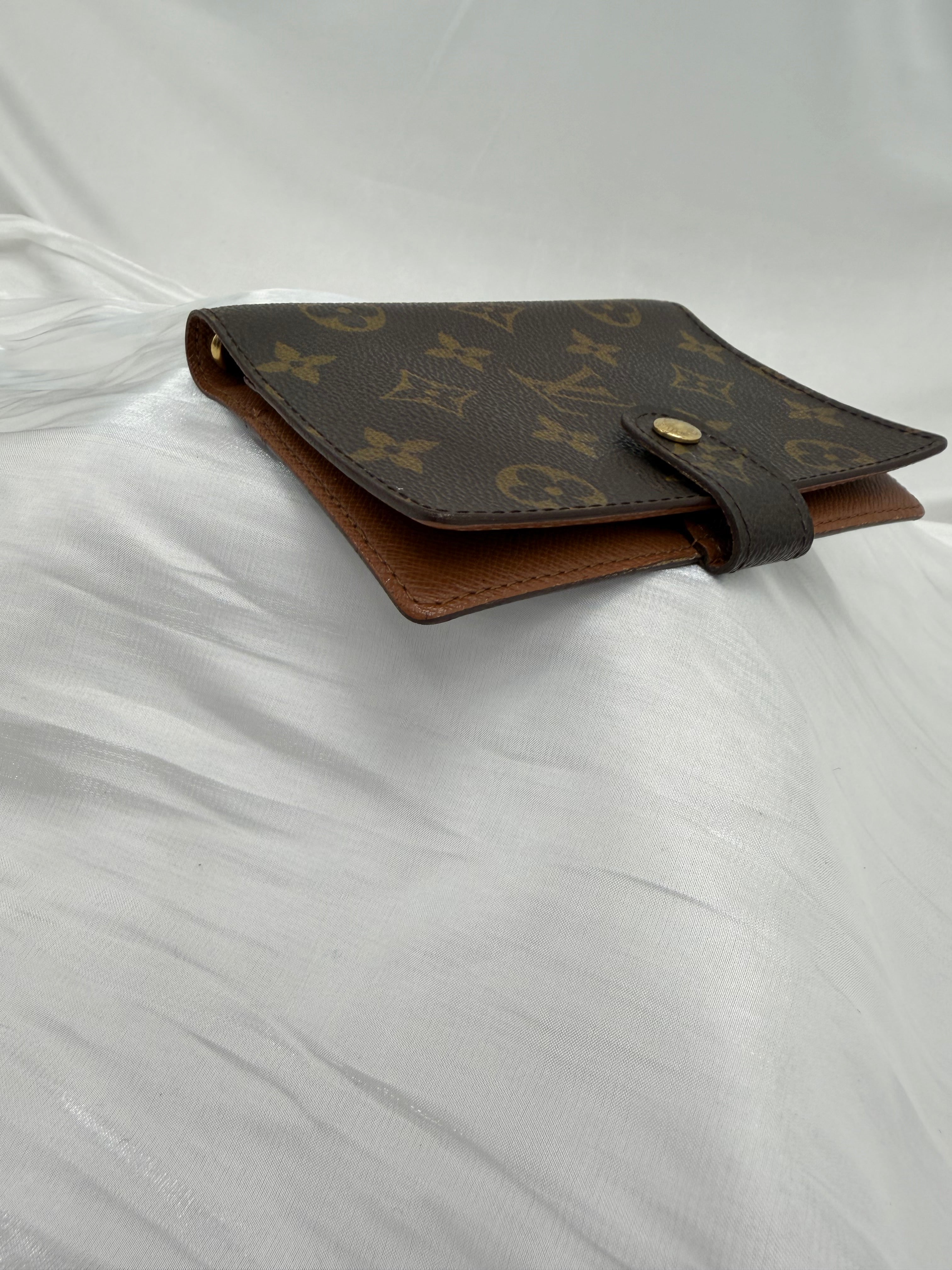 Louis Vuitton Monogram Passport Agenda PM