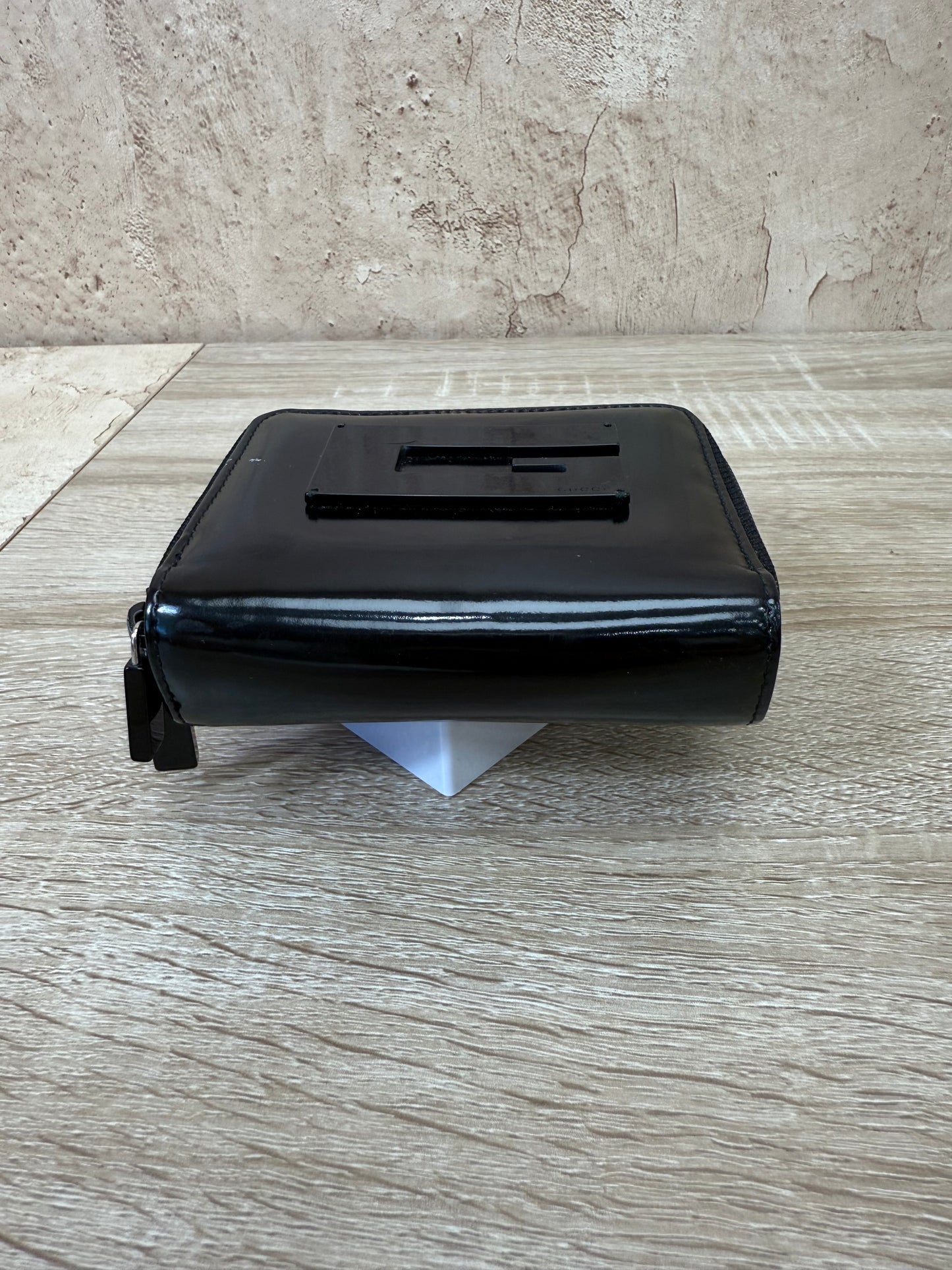 Gucci Black Patent Leather Zippy Compact Wallet