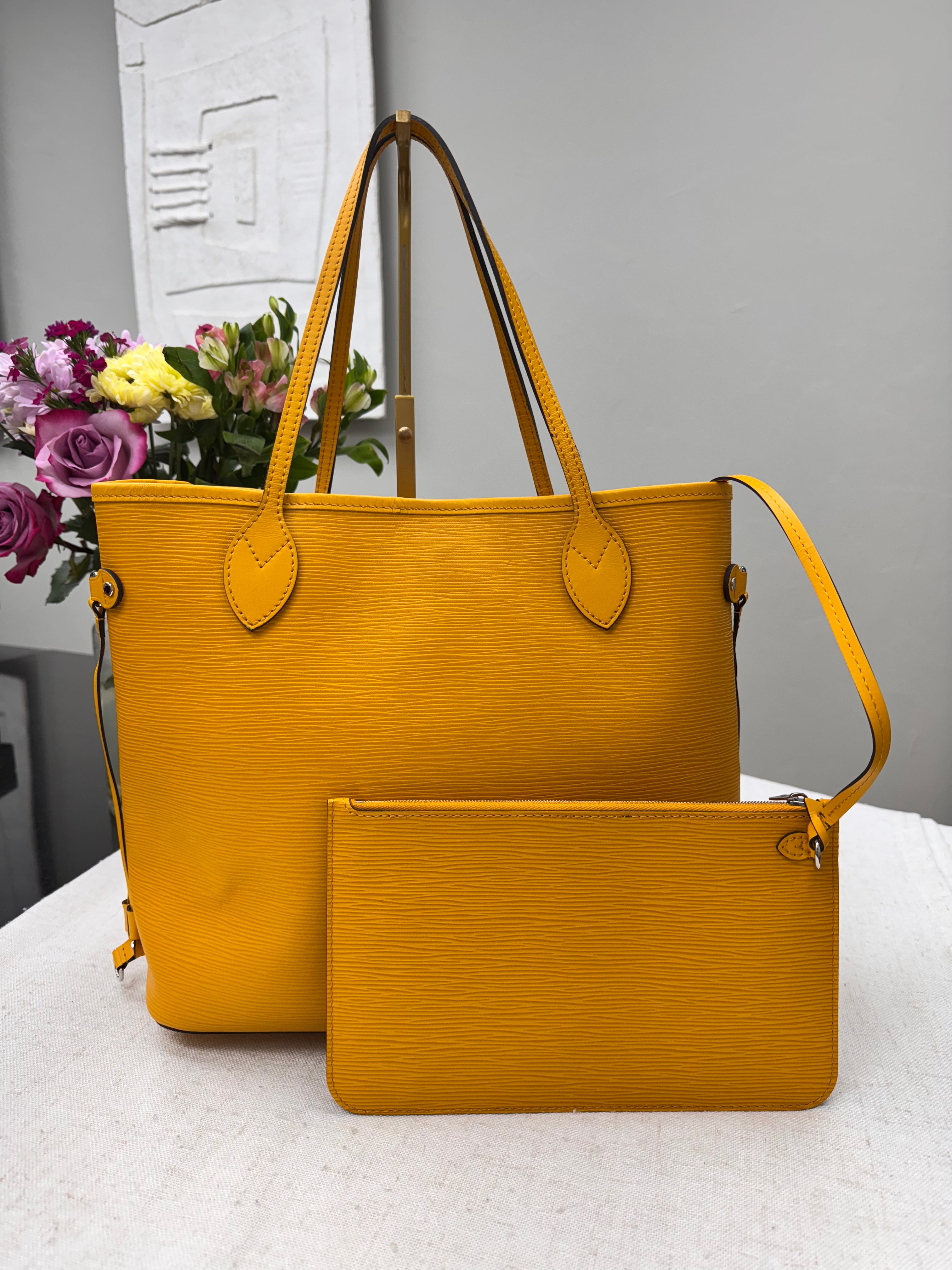 *DONS DROP* Louis Vuitton Yellow Epi Leather Neverfull MM