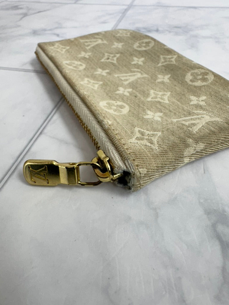 Louis Vuitton Beige Mini Lin Canvas Key Cles