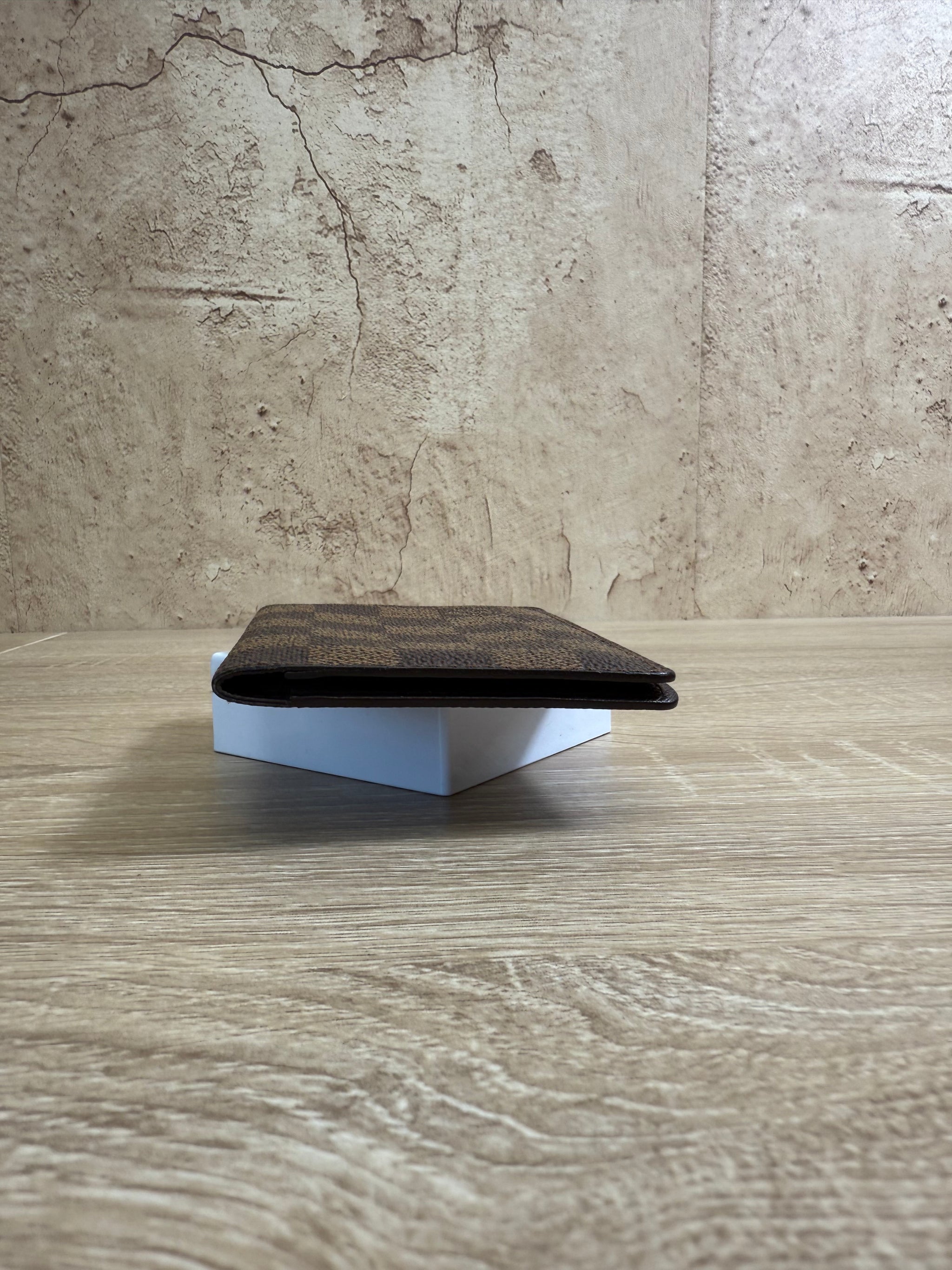 Louis Vuitton Damier Ebene ID Case