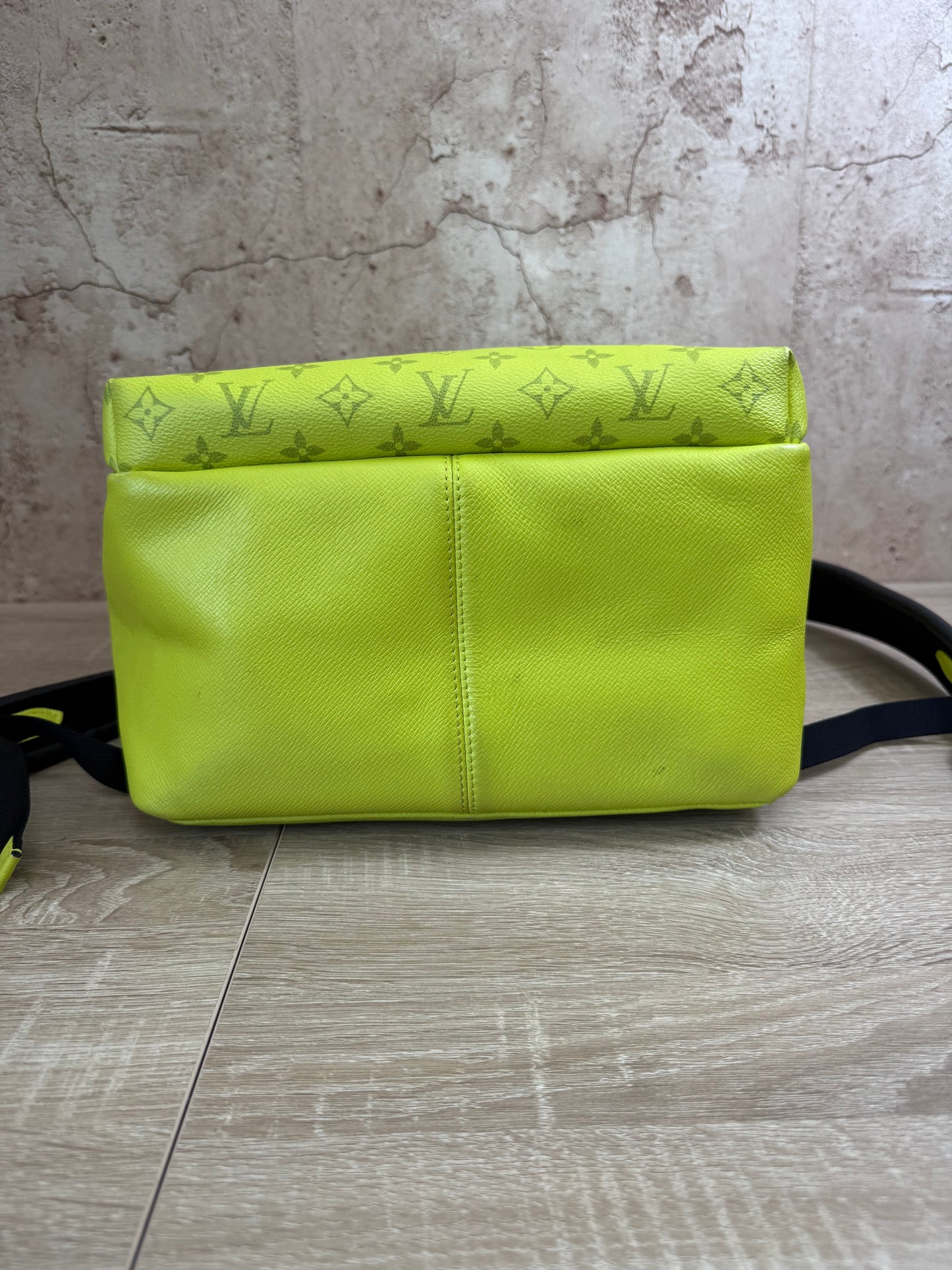 Louis Vuitton Yellow Taiga Monogram Discovery Backpack